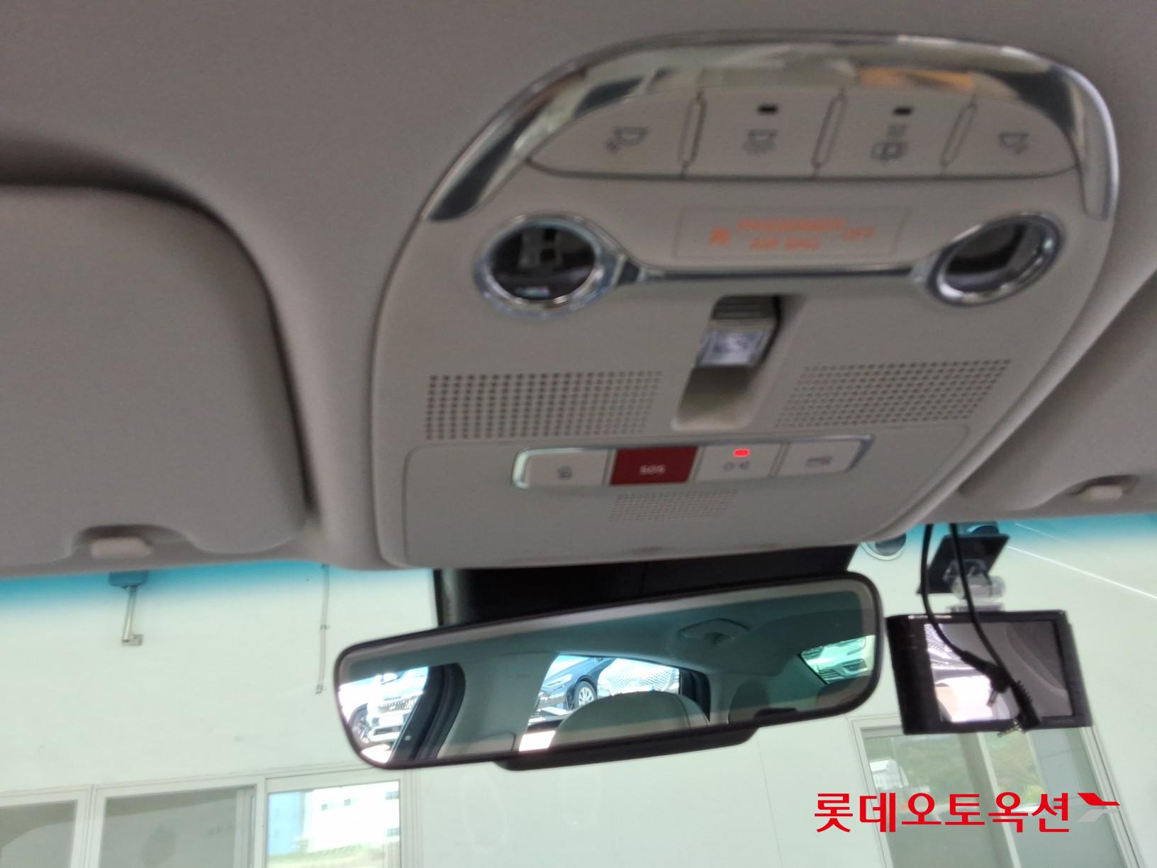 Hyundai Grandeur - 35