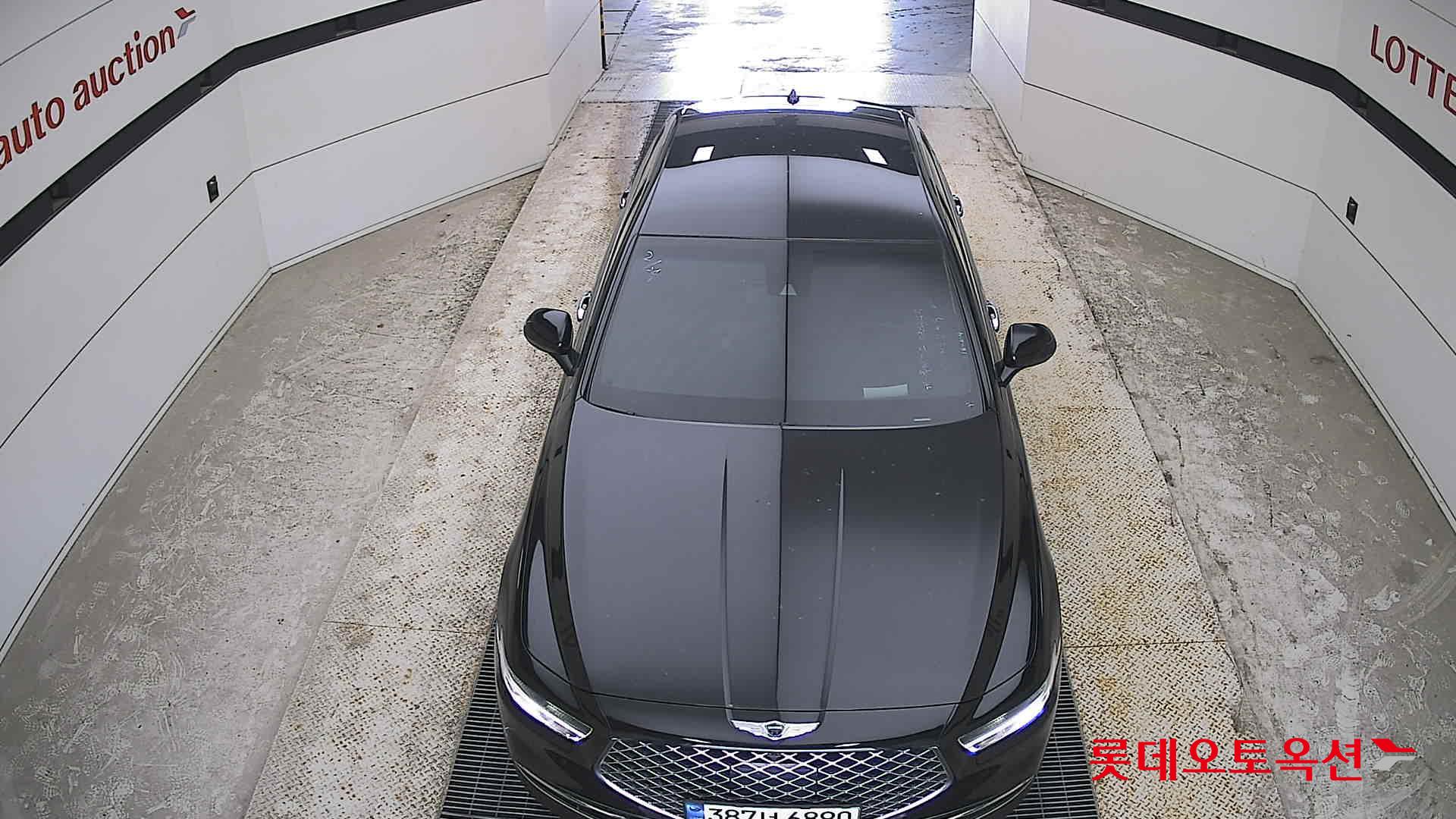 Genesis G90 - 7