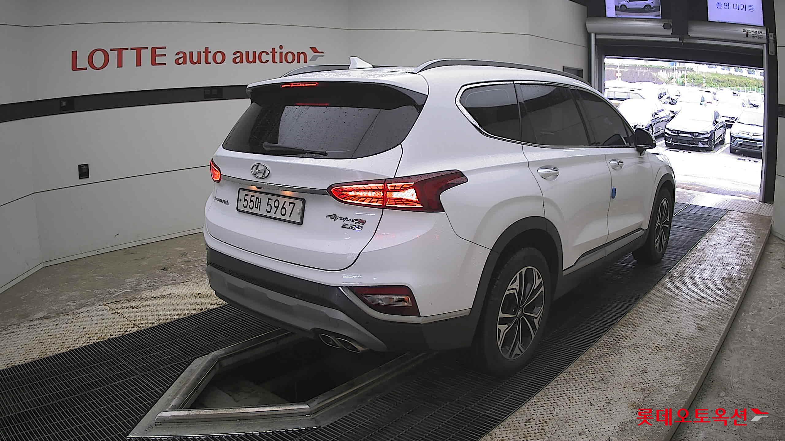 Hyundai Santa Fe 2019 Белый из Кореи, фото 4