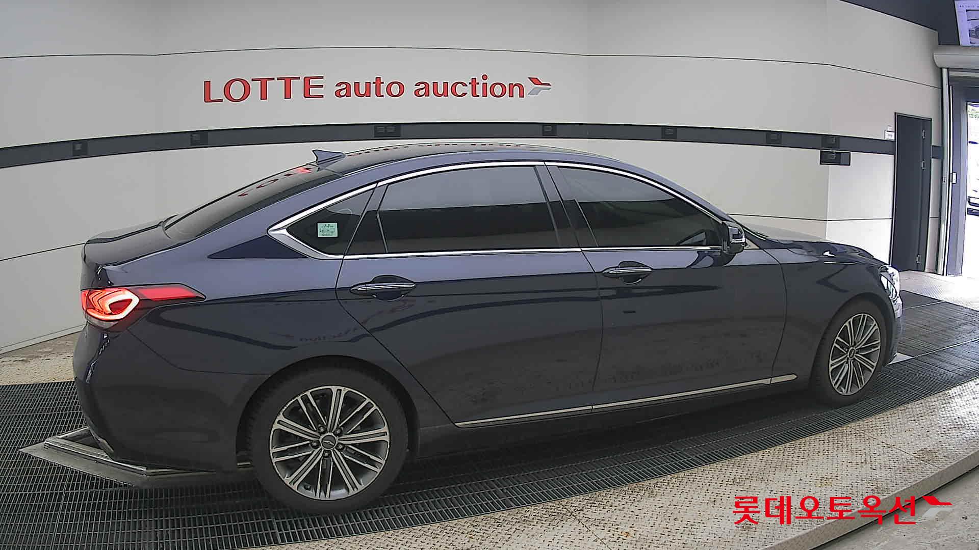 2018 - genesis g80