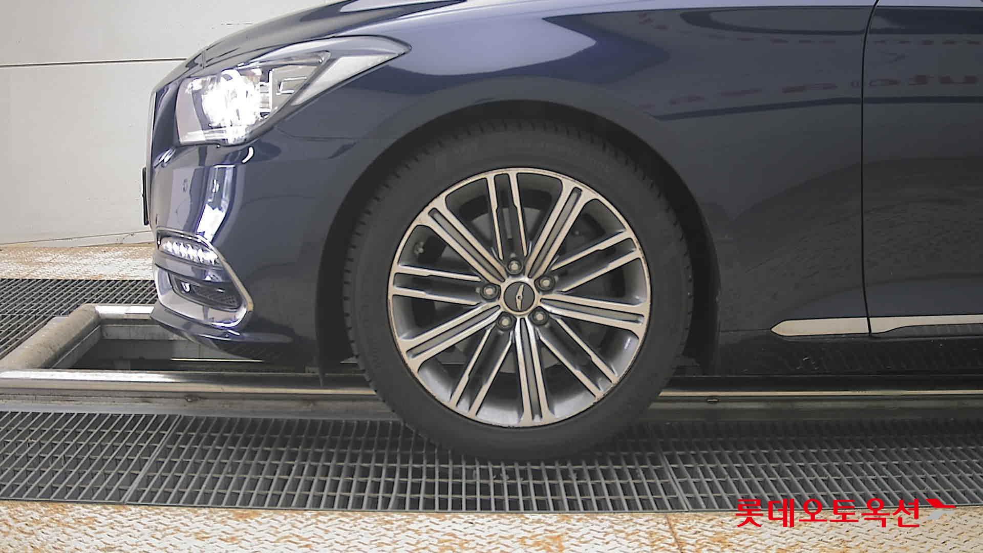 2018 - genesis g80