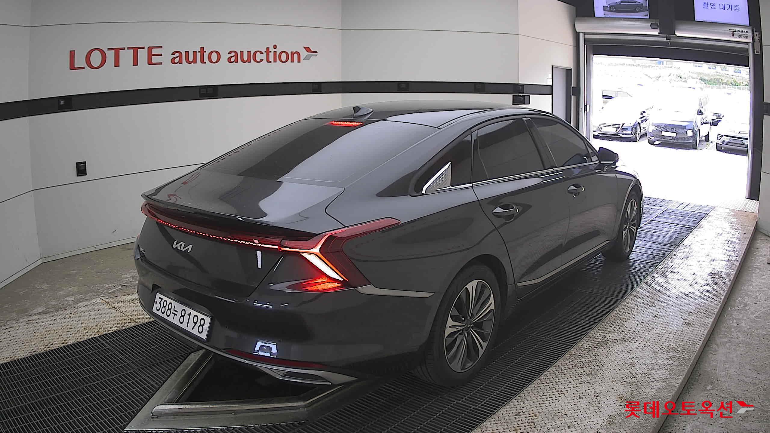 Kia K8 - 5