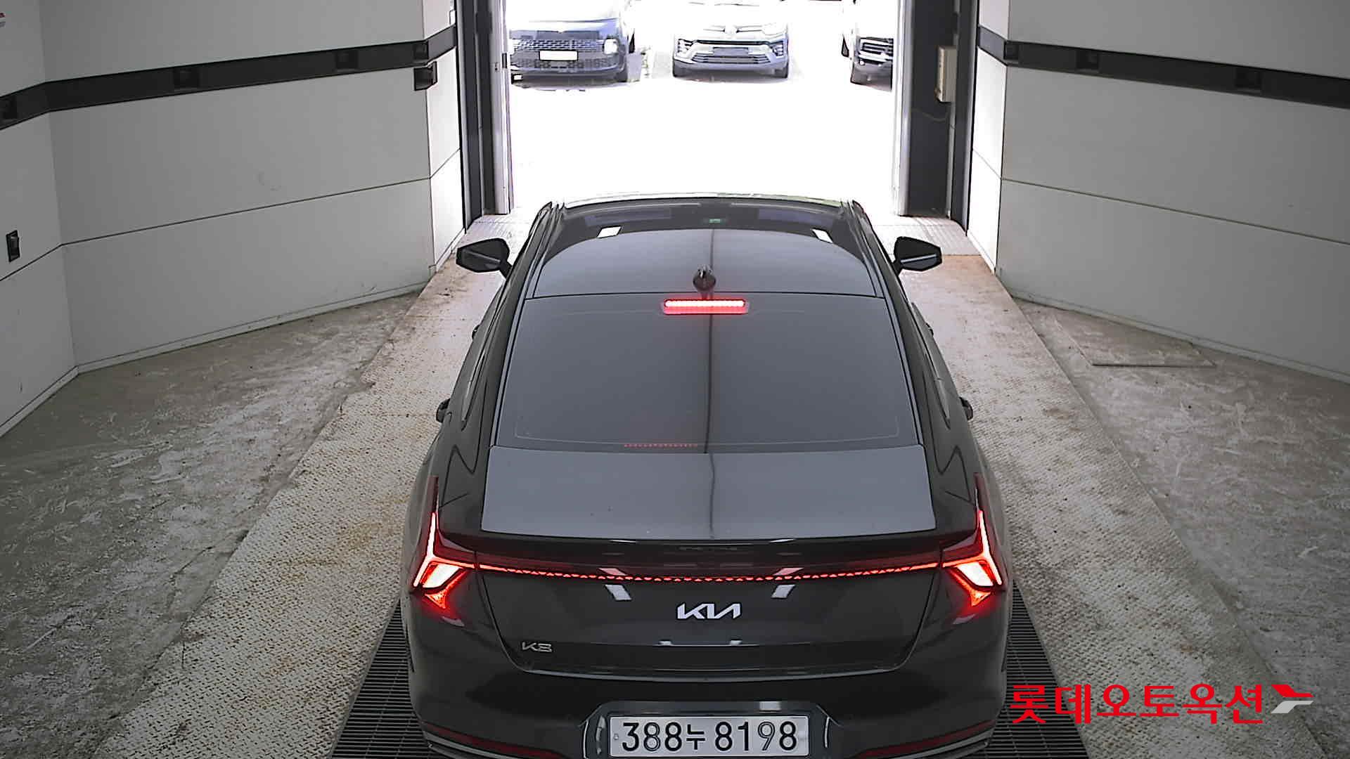 Kia K8 - 17