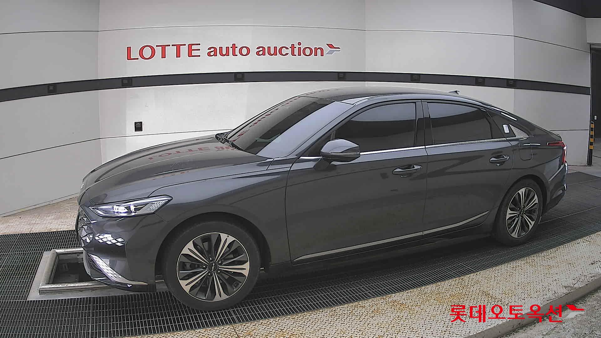 Kia K8 - 12