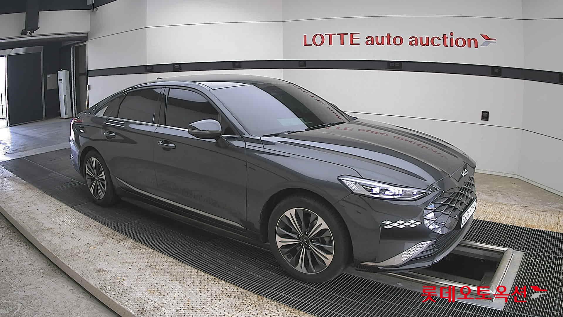 Kia K8 - 23