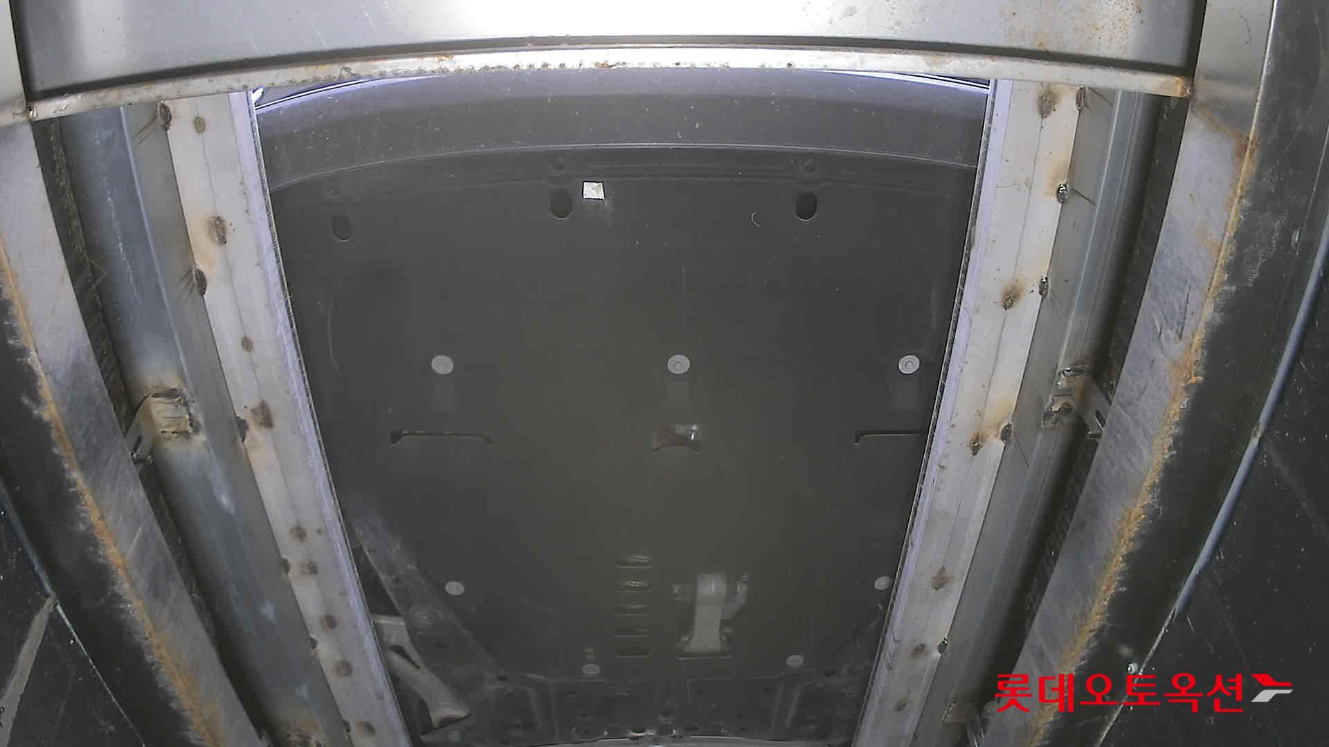 Kia K8 - 8