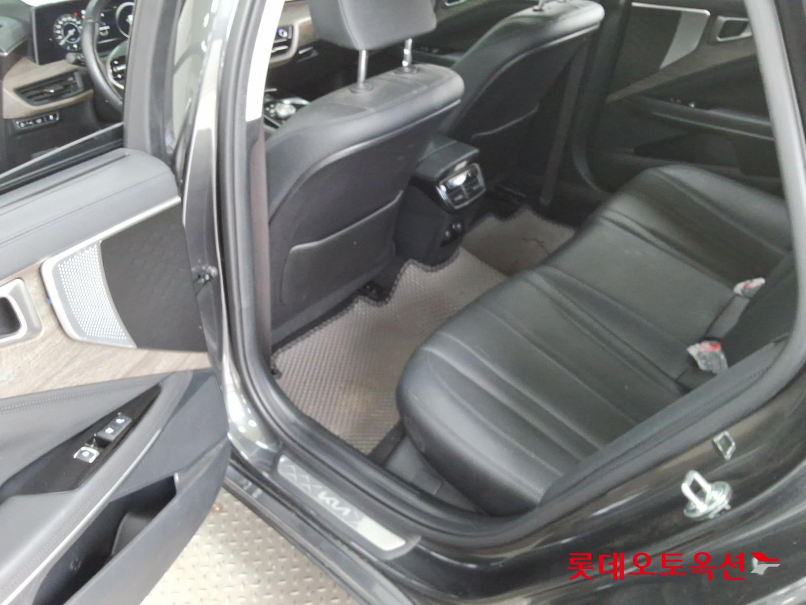 Kia K8 - 38