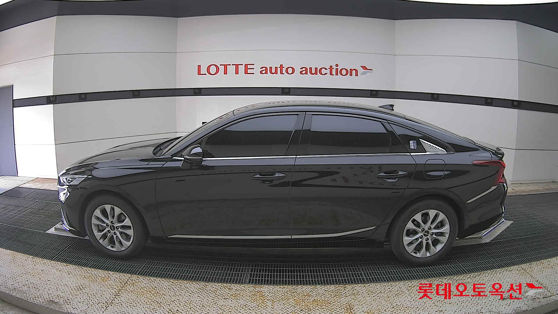 Kia K8 - 13