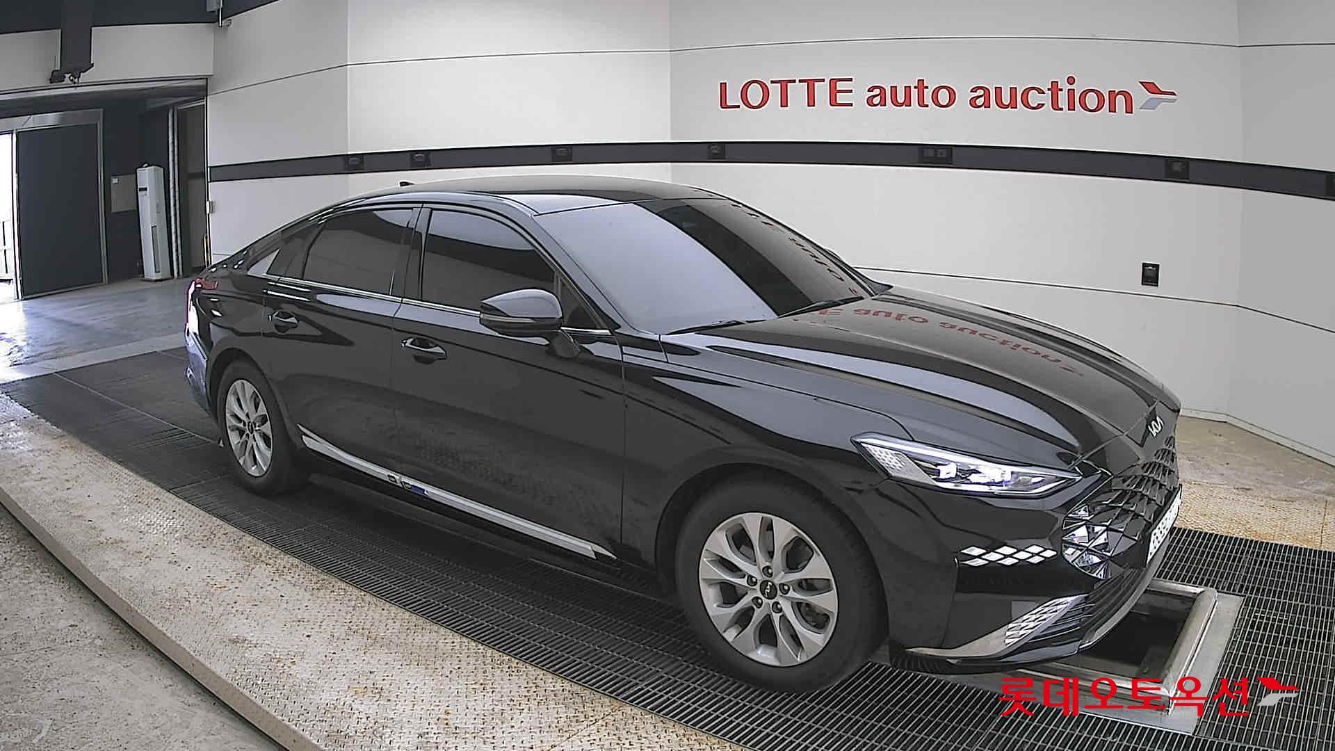 Kia K8 - 23
