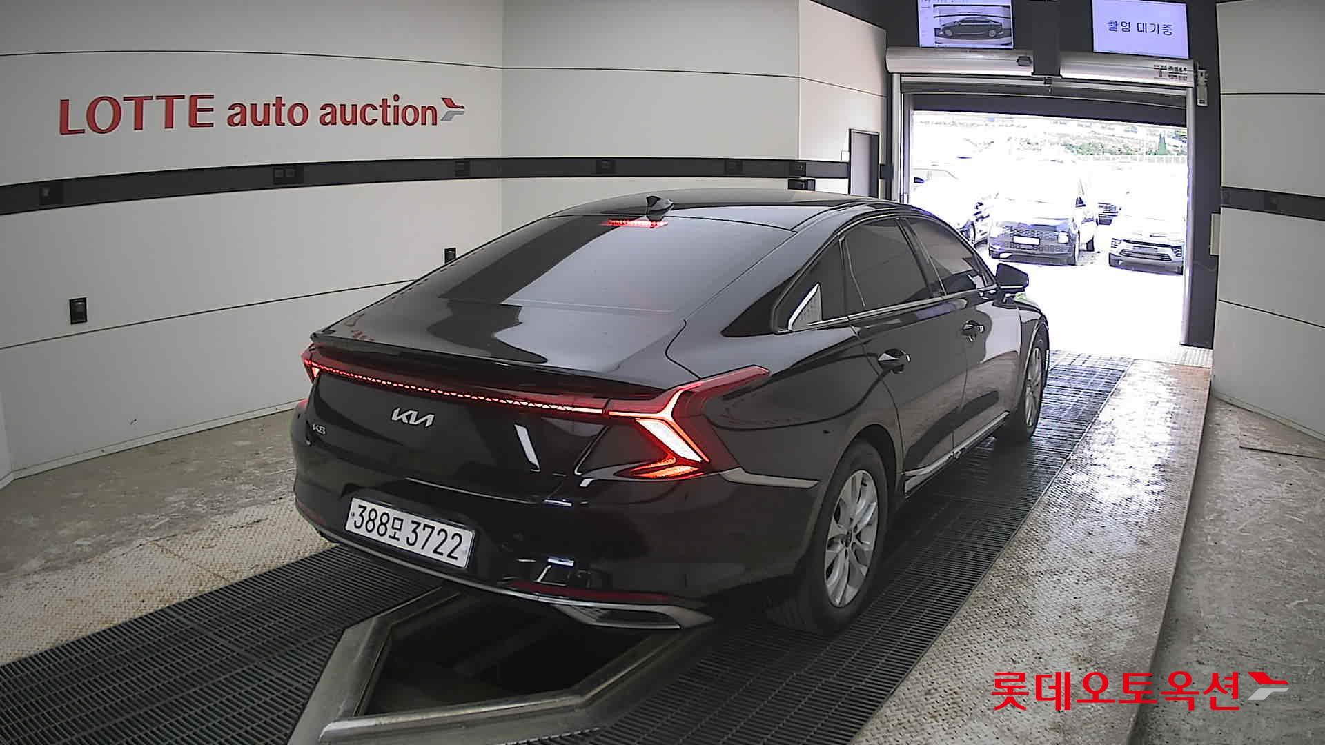 Kia K8 - 18