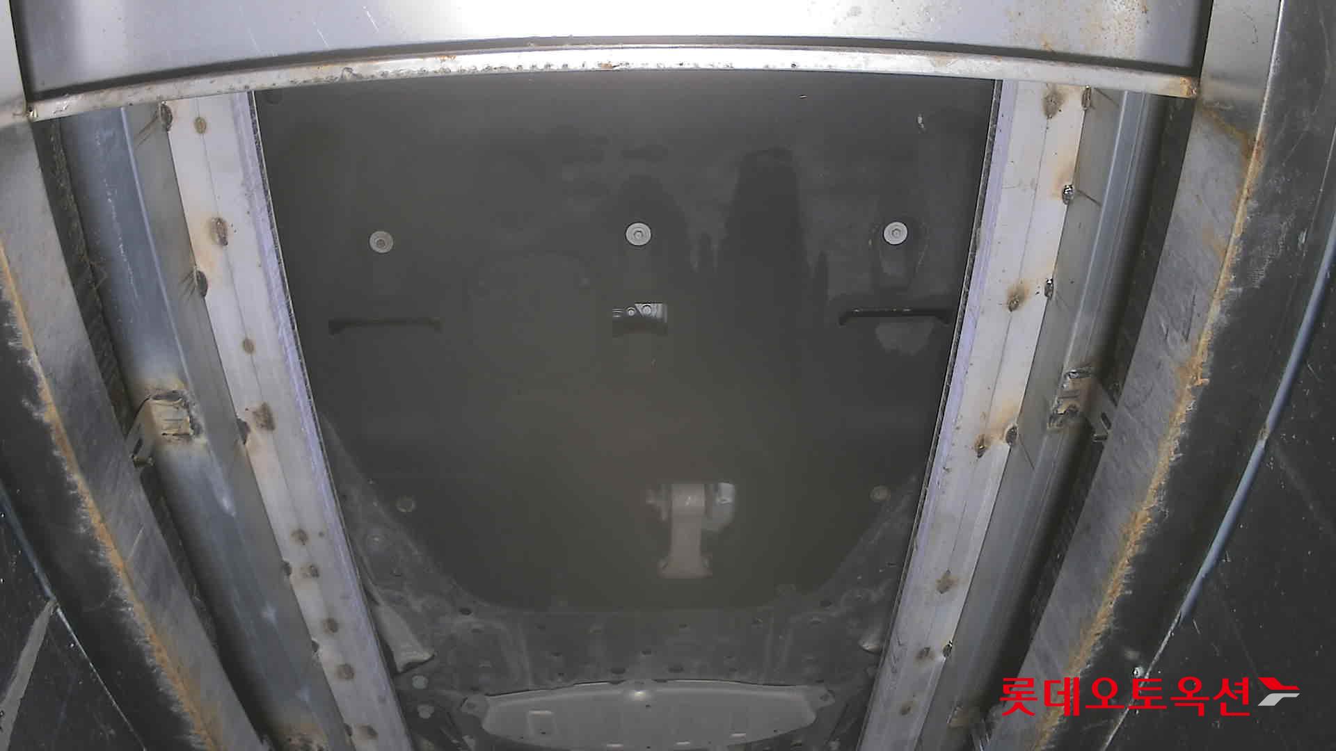 Kia K8 - 8