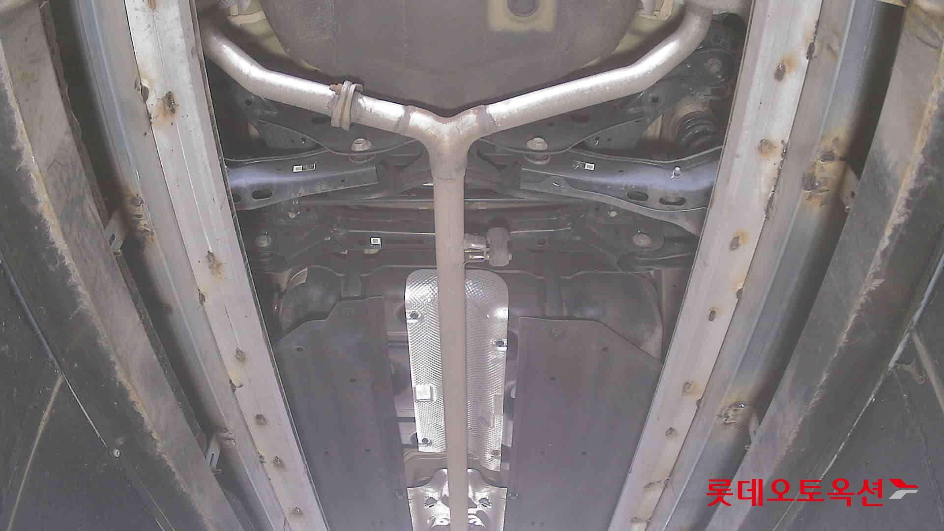 Kia K8 - 2
