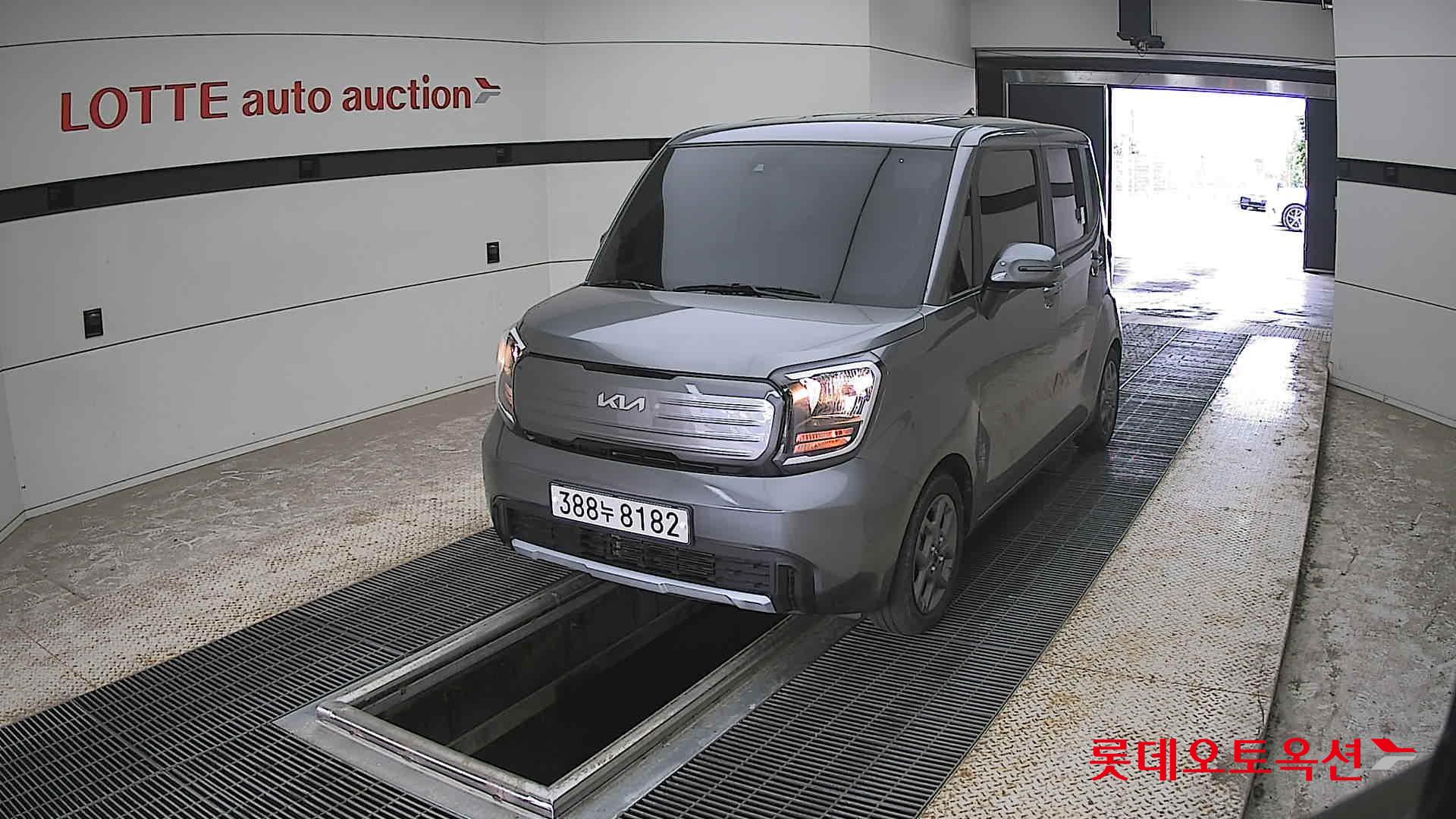 Kia Ray - 10