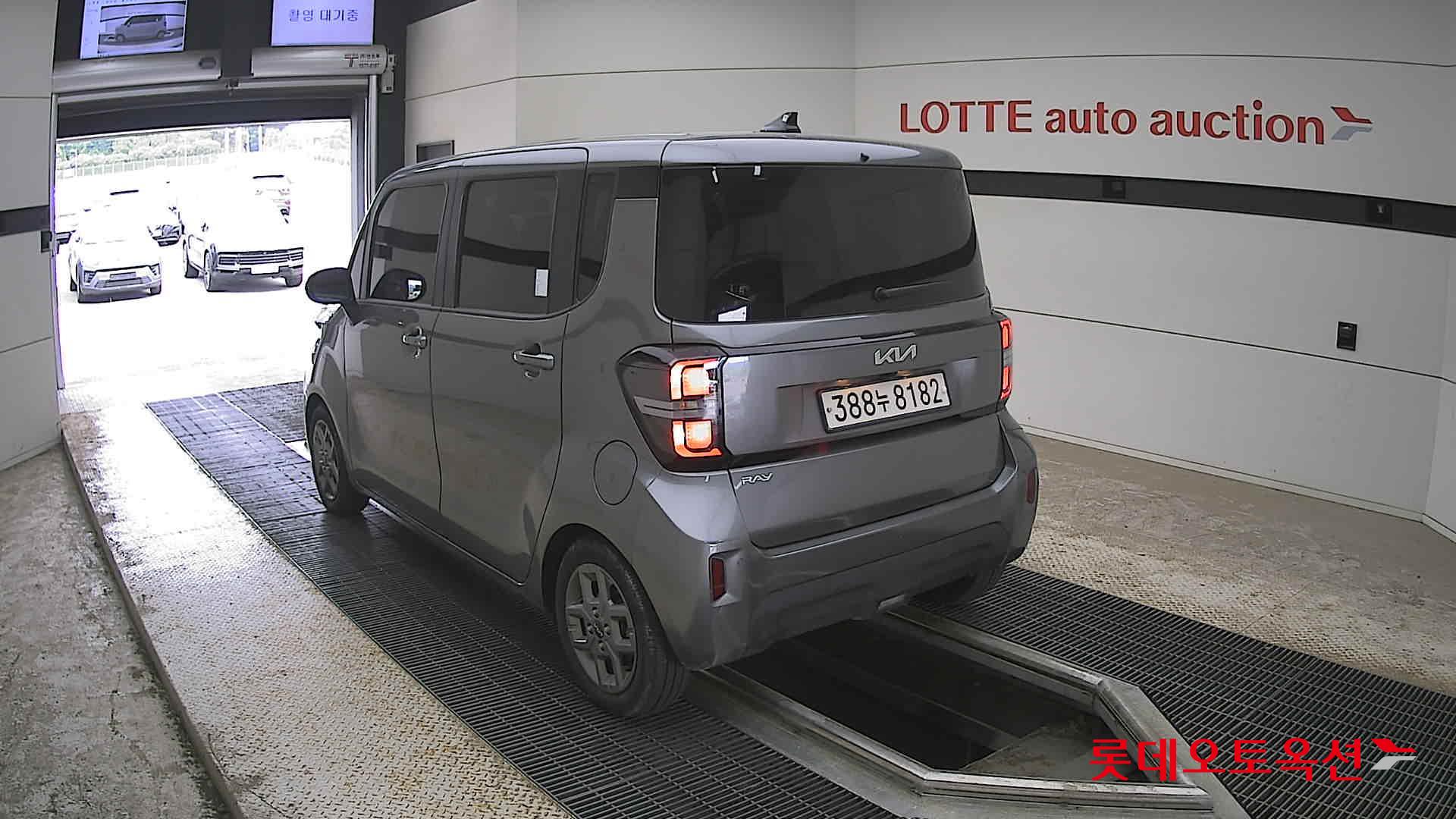 Kia Ray - 4