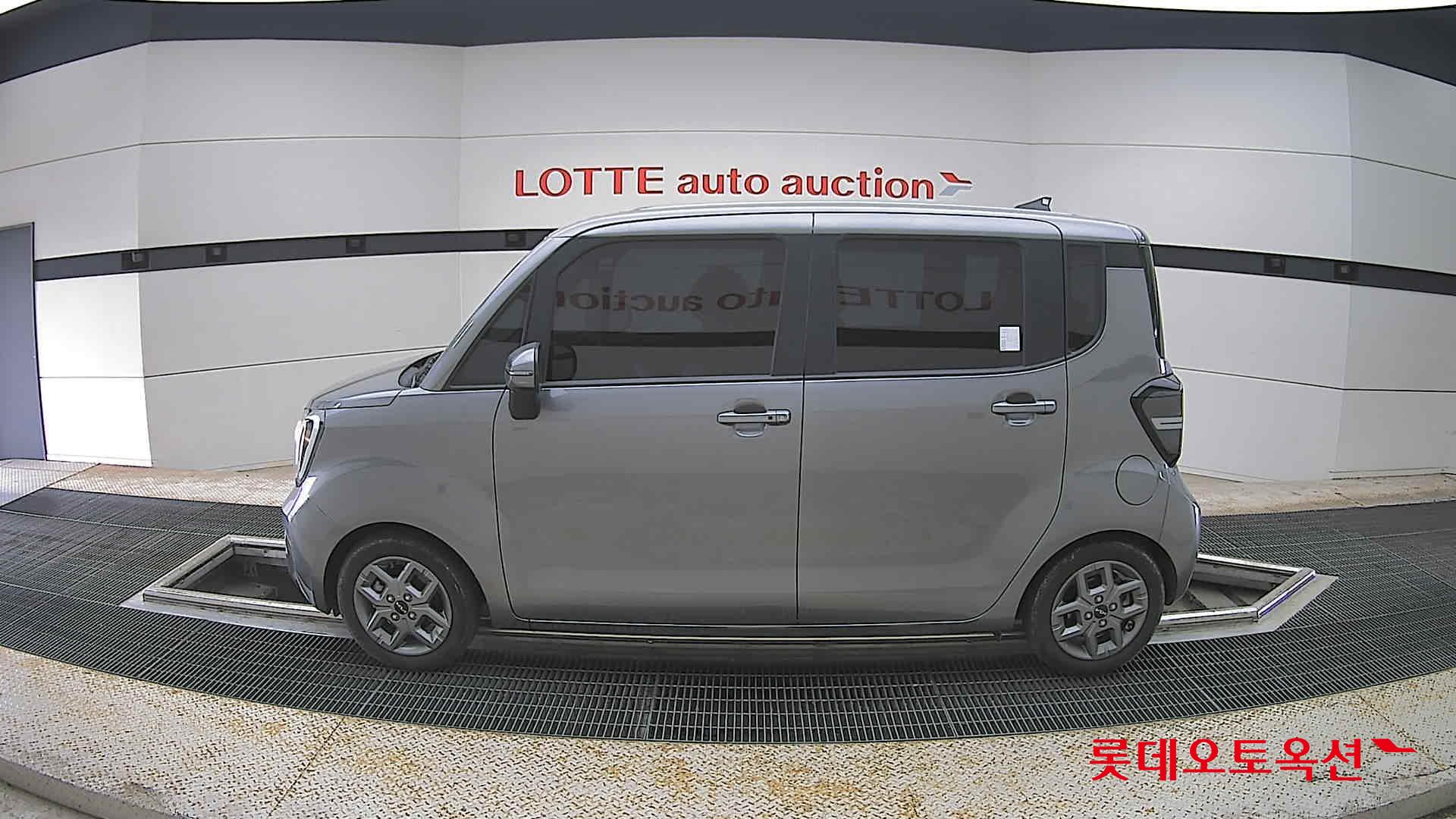 Kia Ray - 13