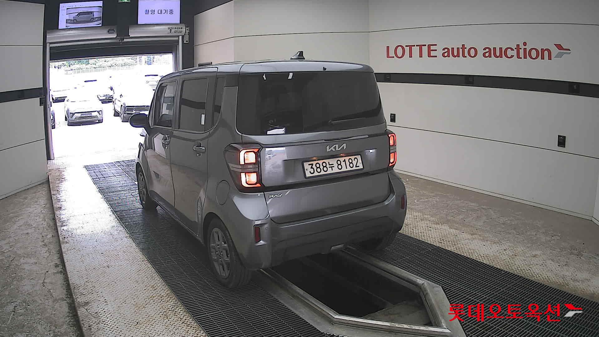 Kia Ray - 16