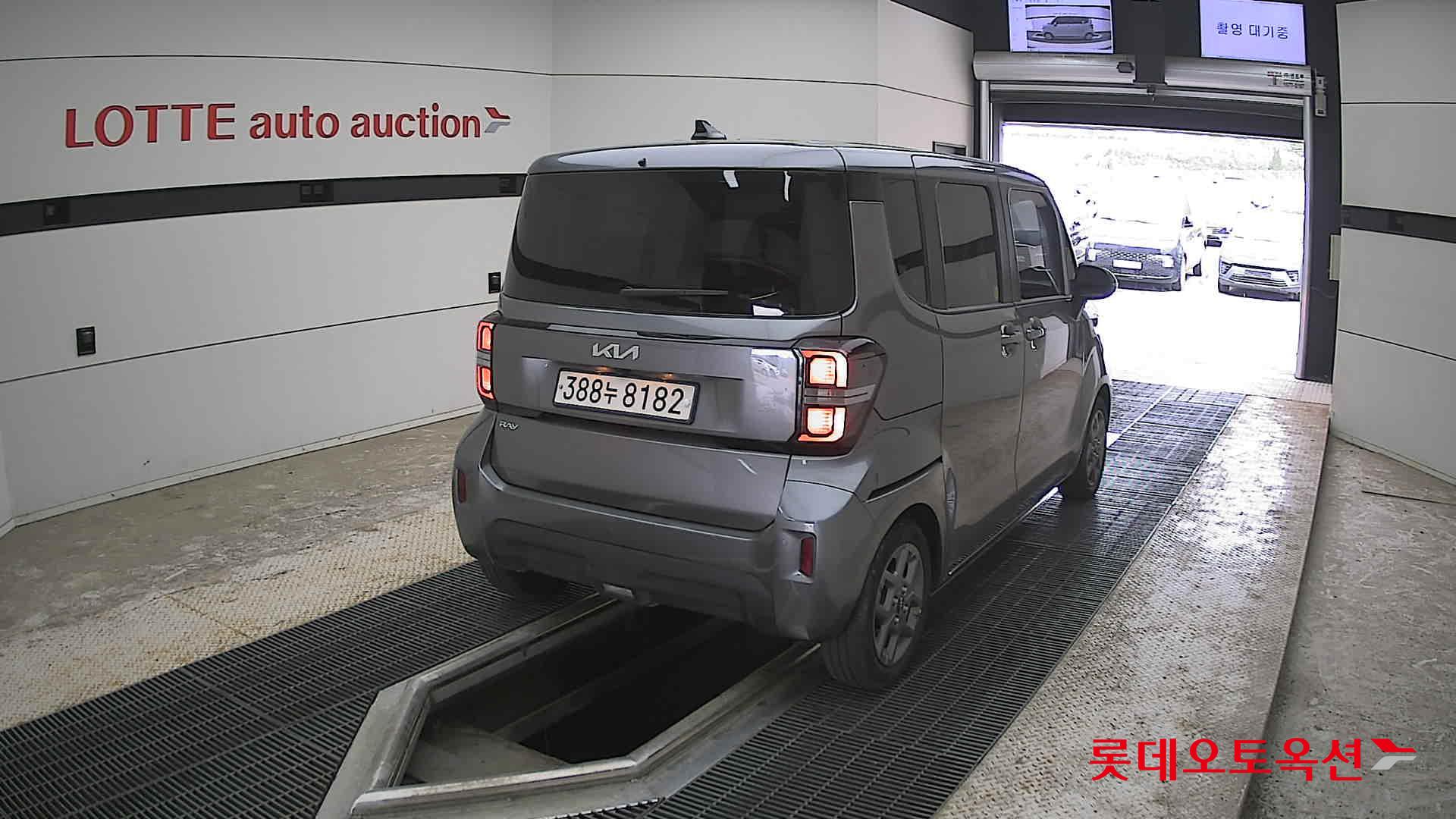 Kia Ray - 18