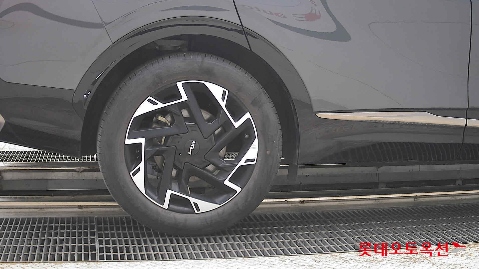 Kia Sportage - 28