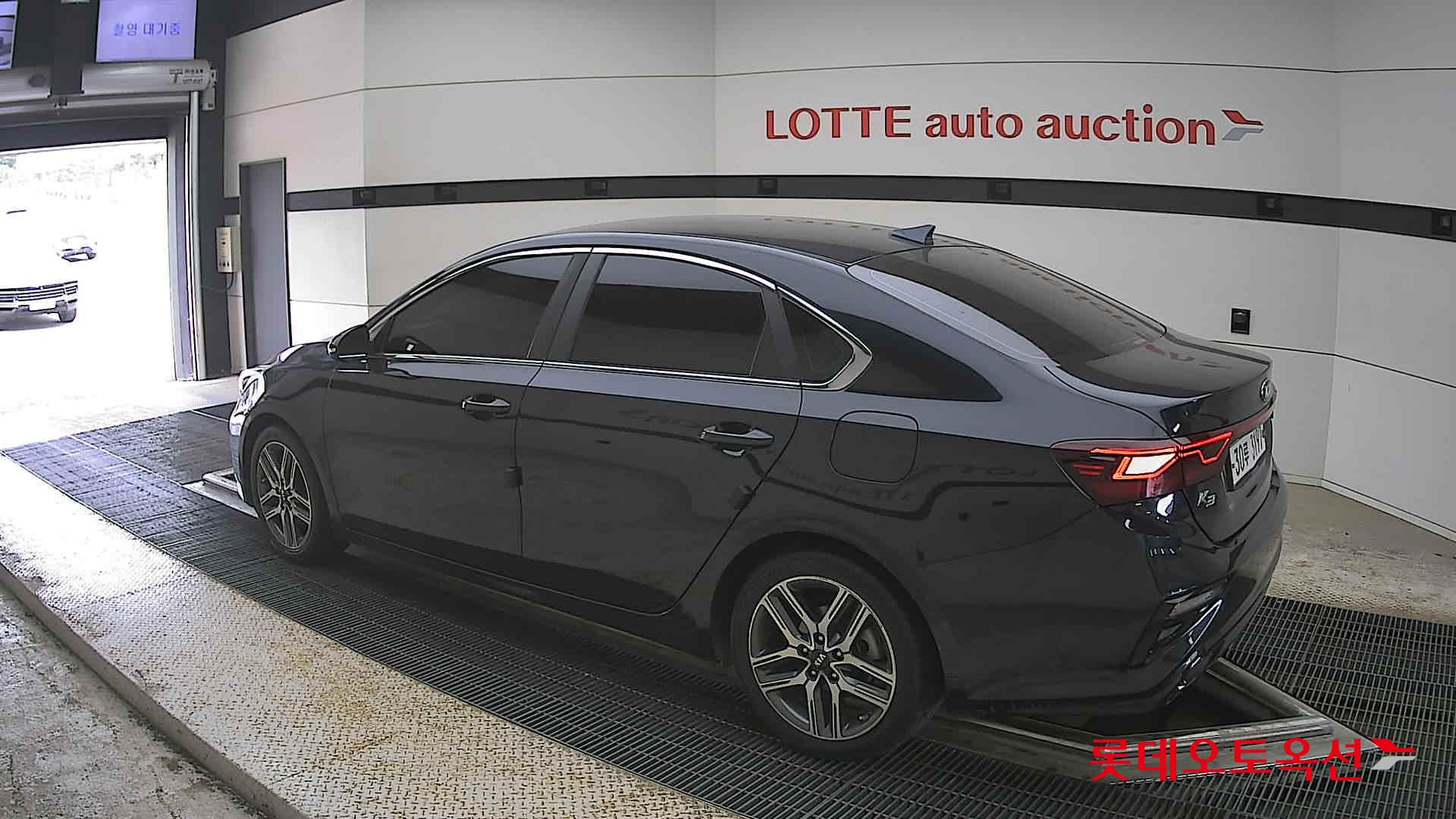 Kia K3 - 15
