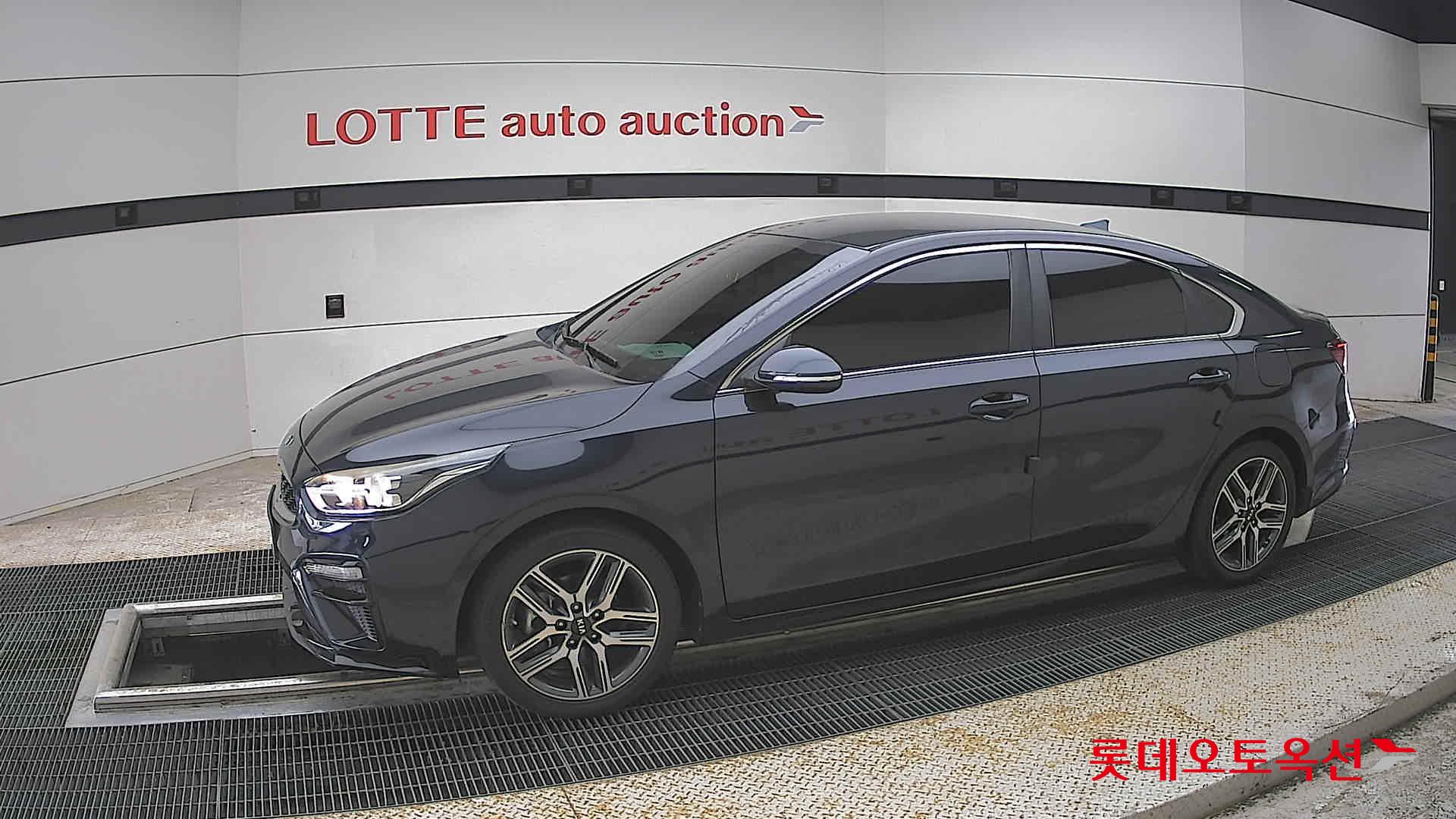 Kia K3 - 12