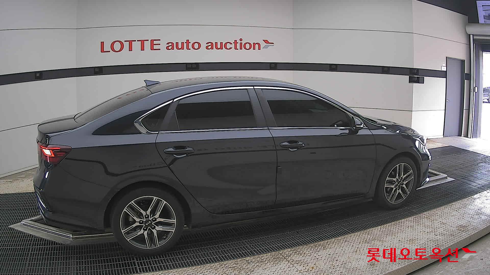 Kia K3 - 20