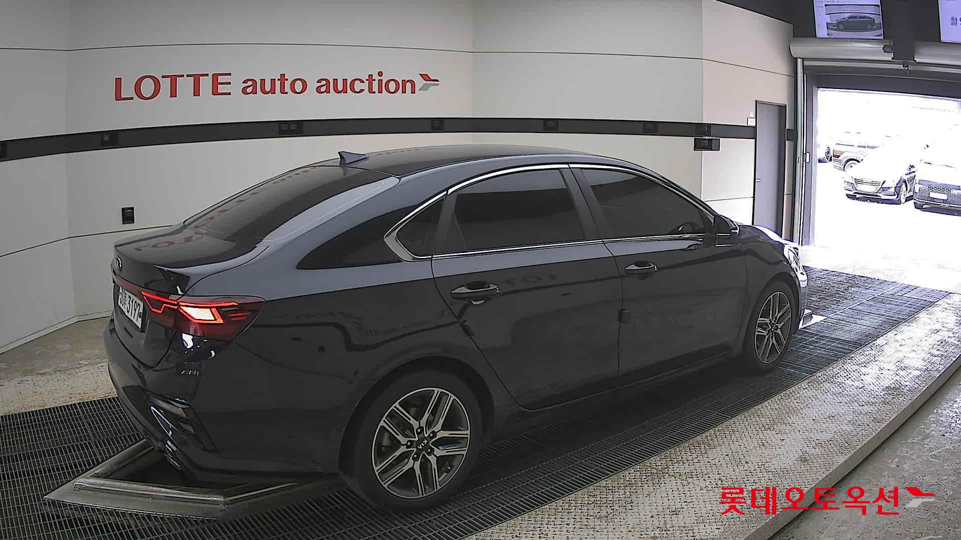 Kia K3 - 19