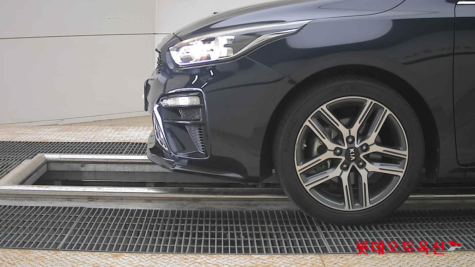 Kia K3 - 25