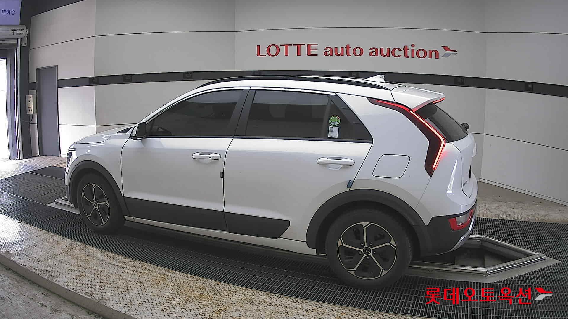 Kia Niro - 14