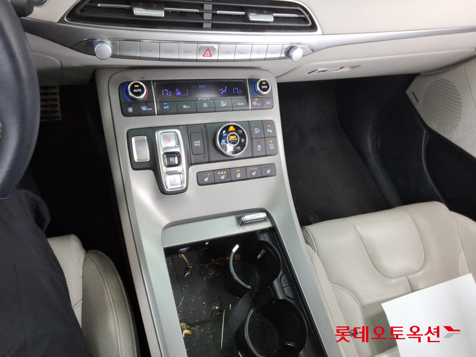 Hyundai Palisade - 34