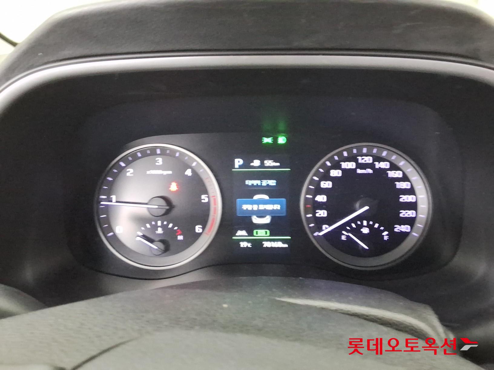 현대 투싼 - 31