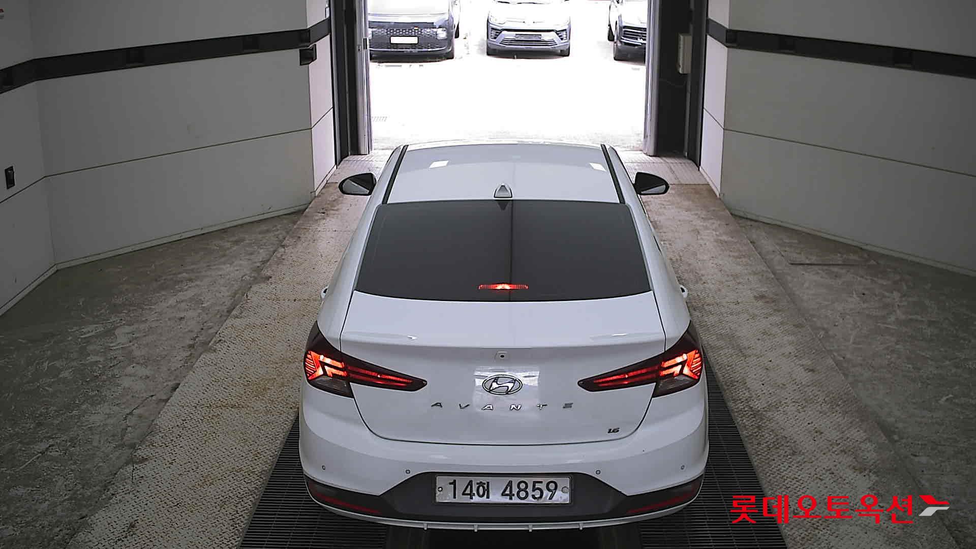 2020 - hyundai avante