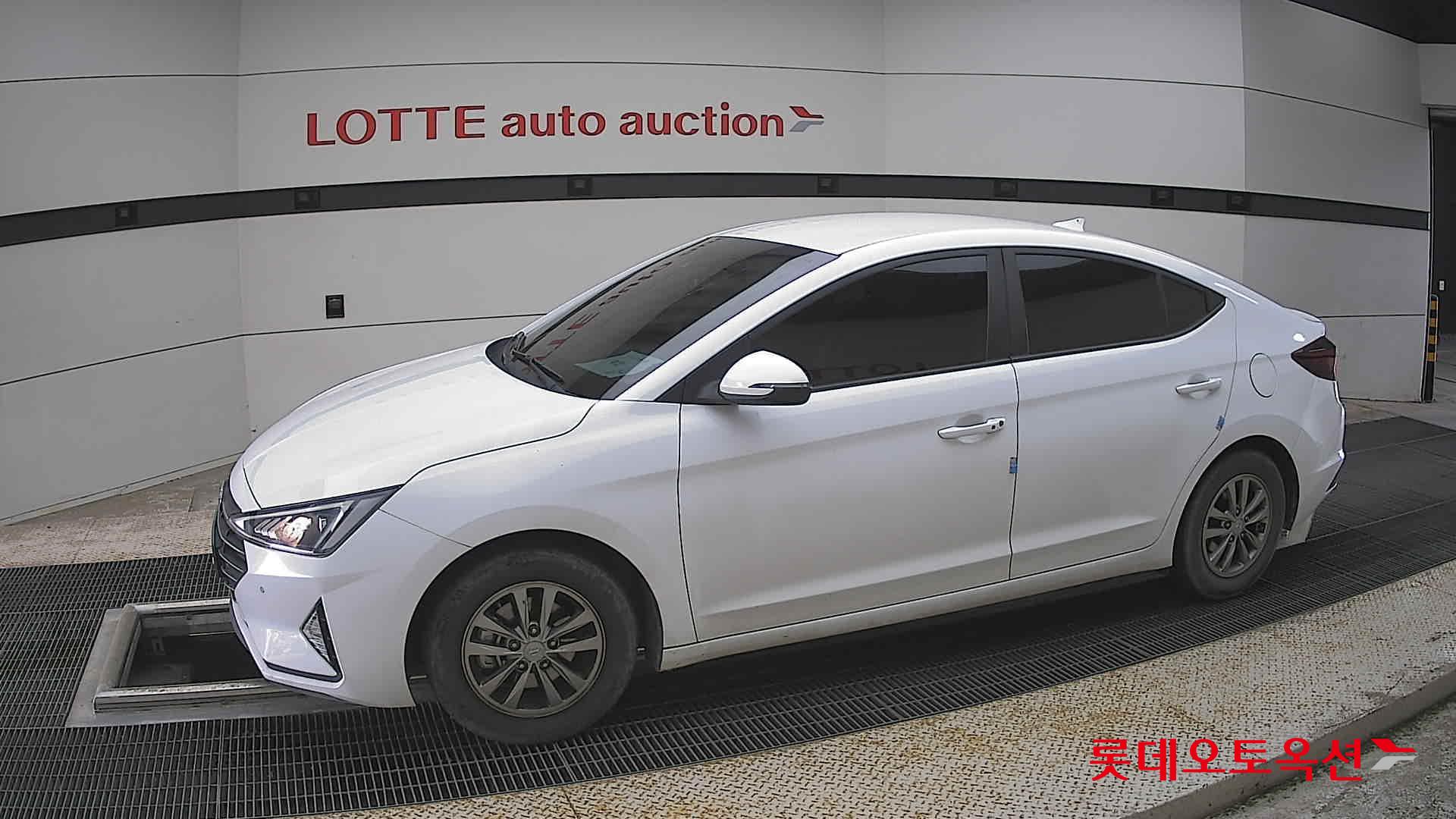 2020 - hyundai avante