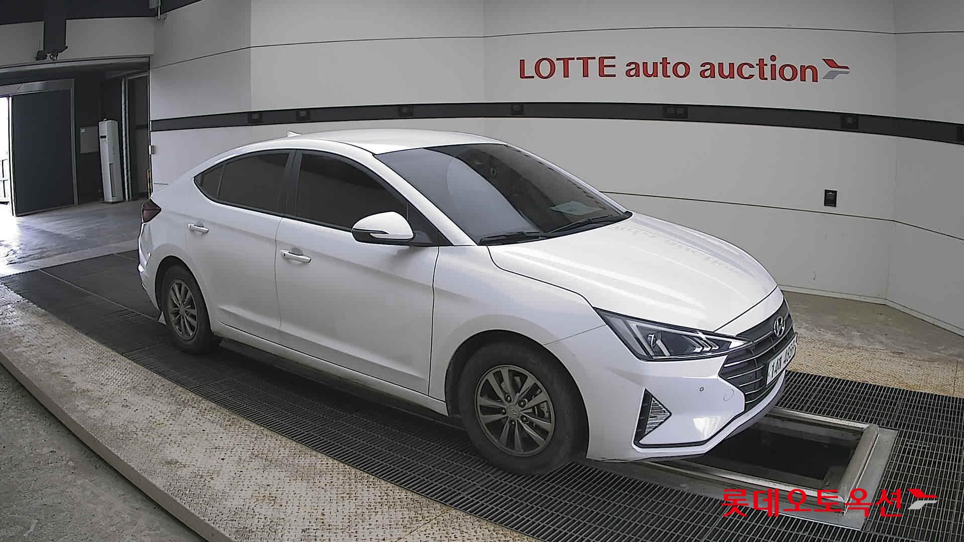 2020 - hyundai avante