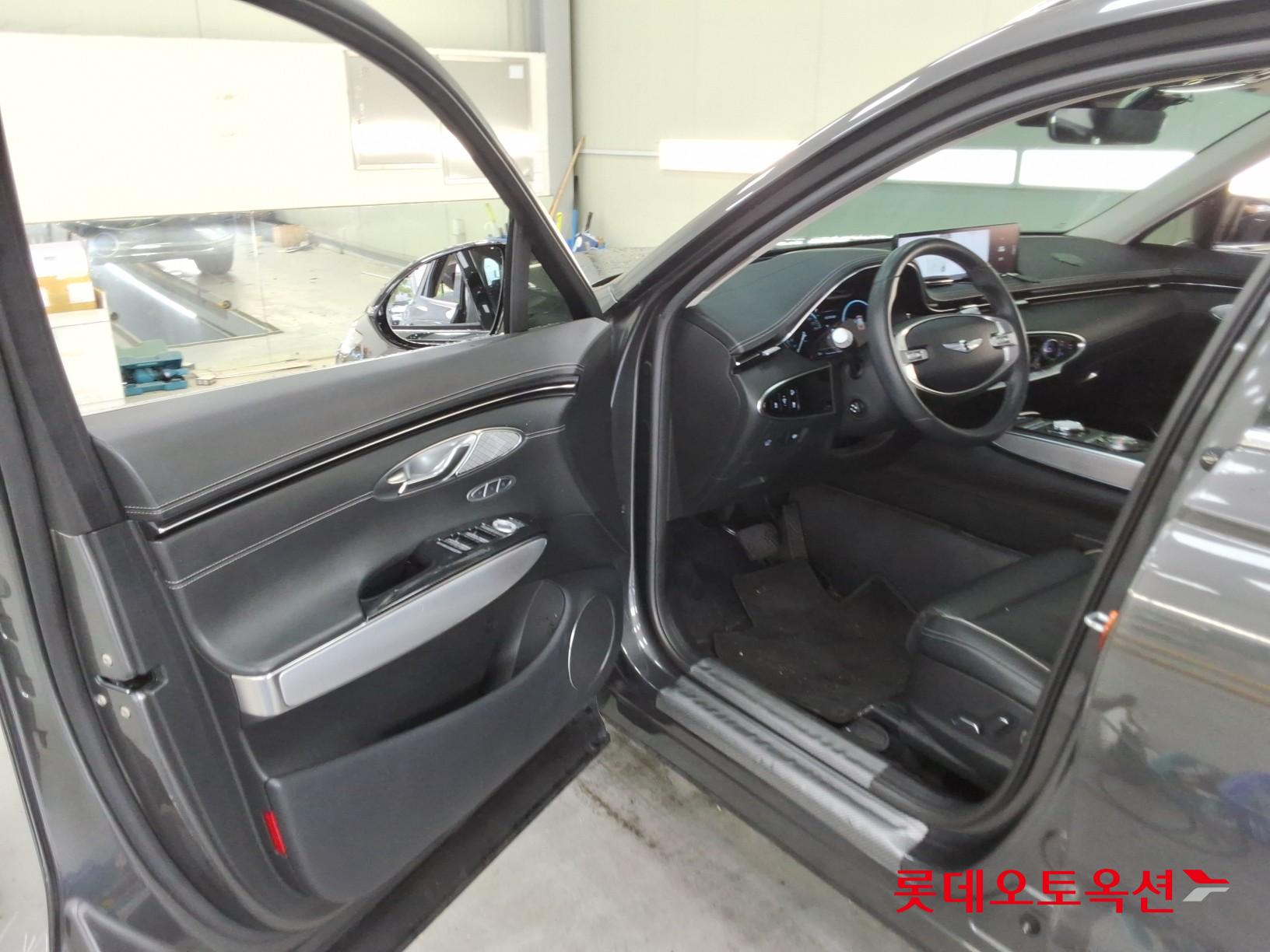 Genesis GV70 - 35