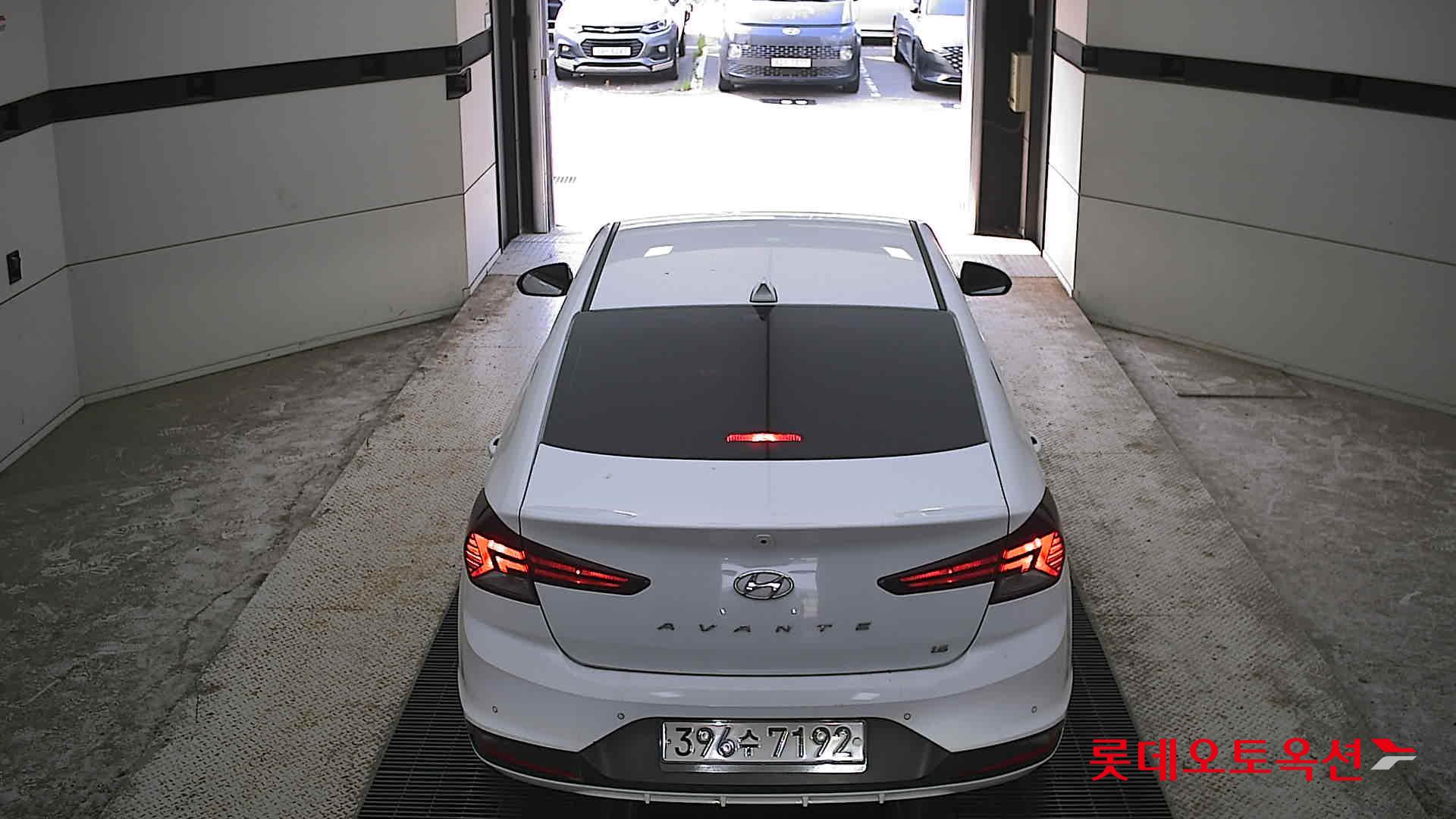2019 - hyundai avante
