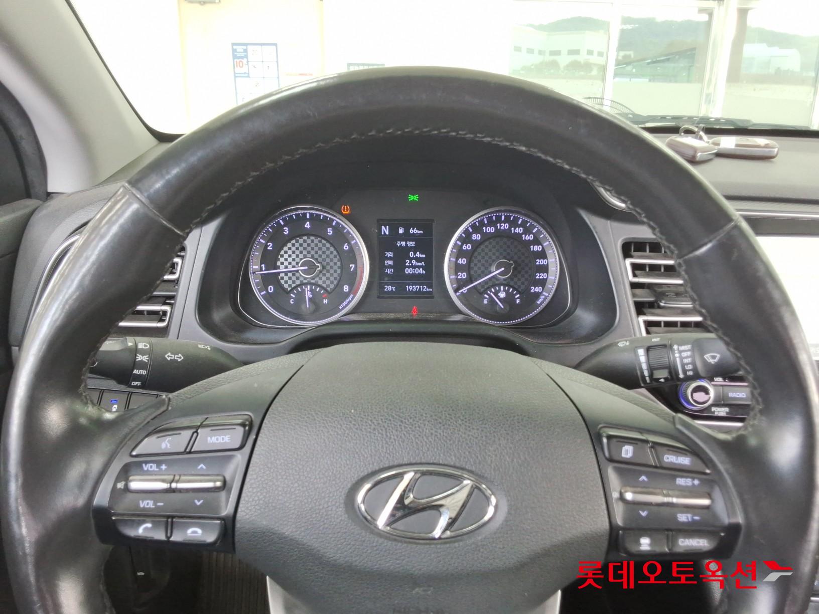 2019 - hyundai avante