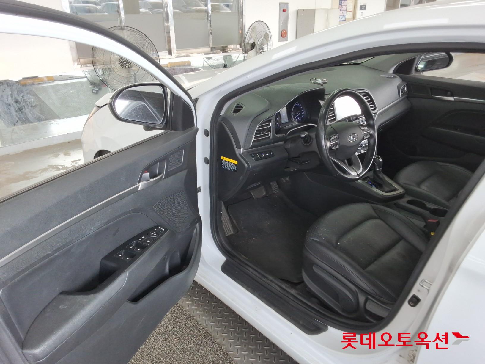 2019 - hyundai avante