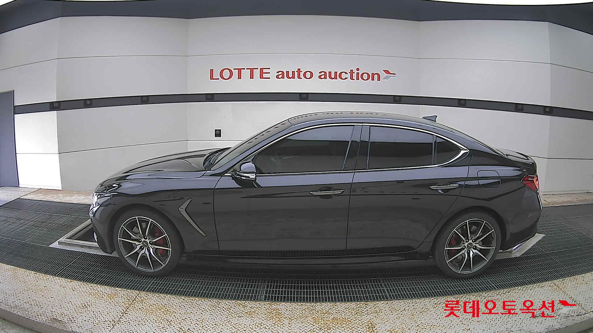 Genesis G70 - 13