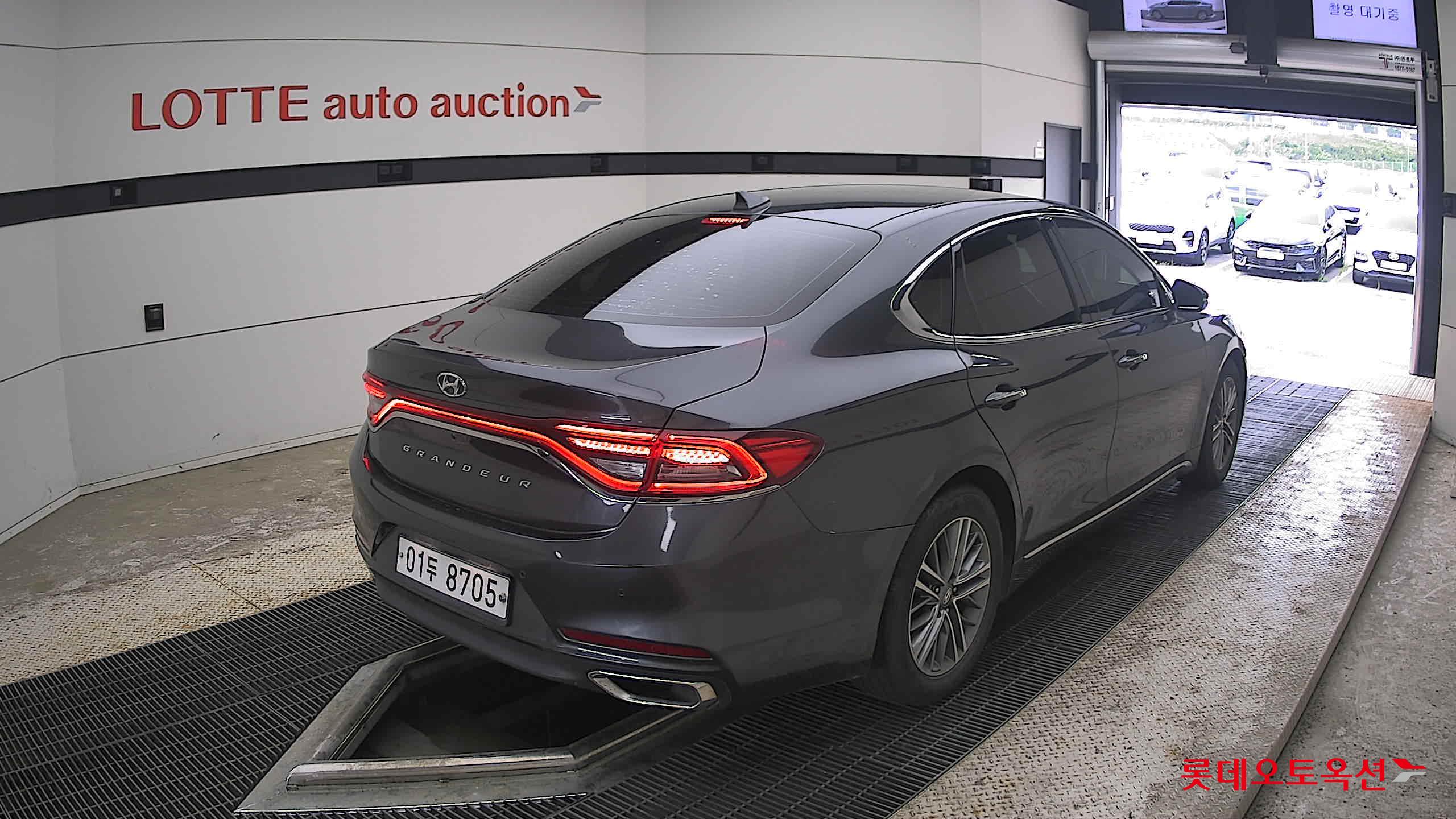 2019 - hyundai grandeur