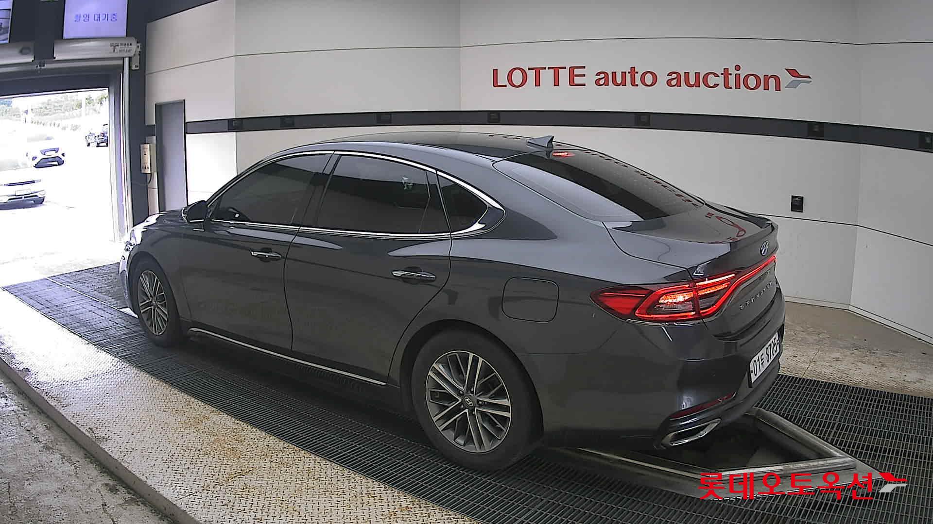 2019 - hyundai grandeur