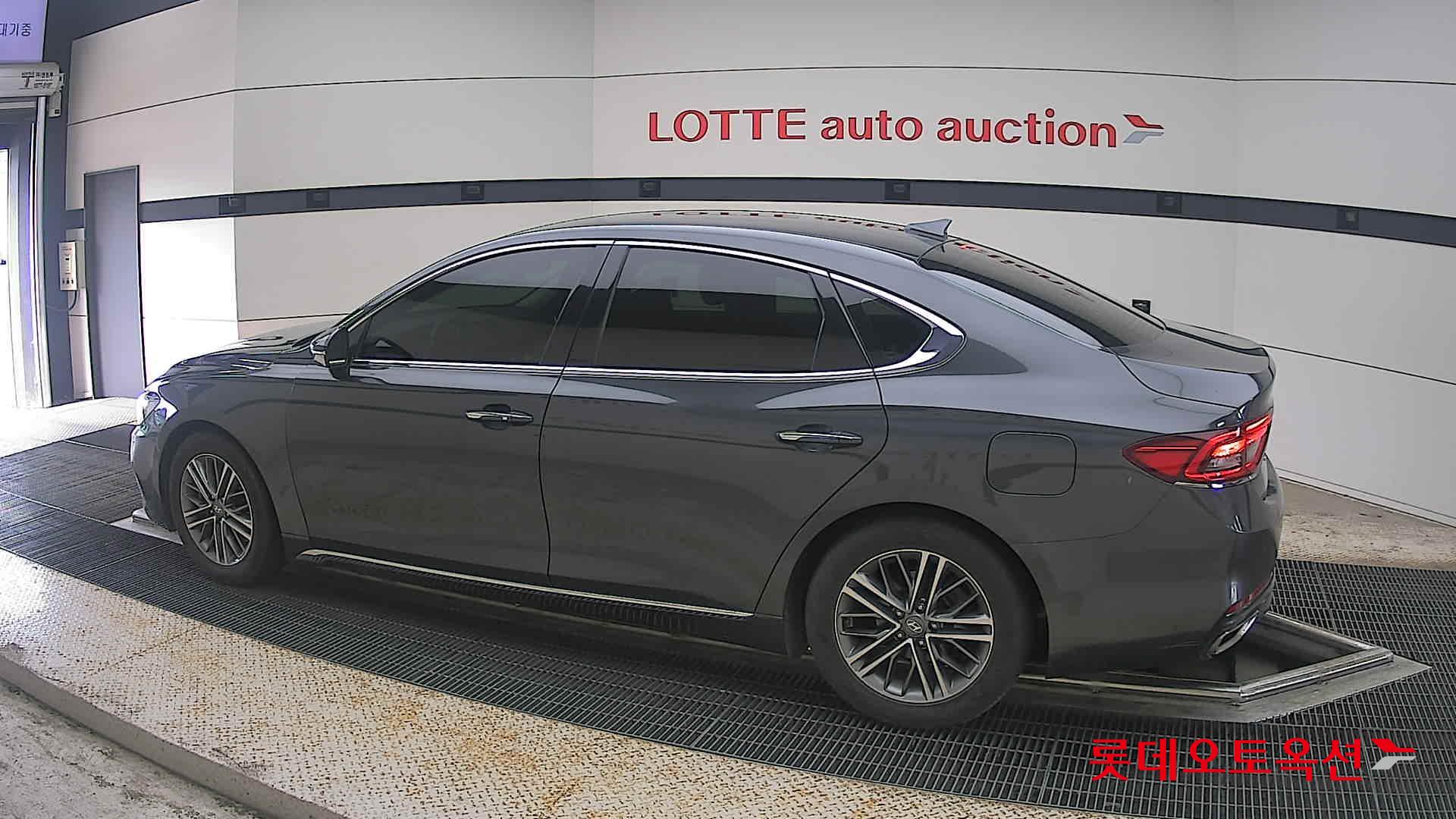 2019 - hyundai grandeur