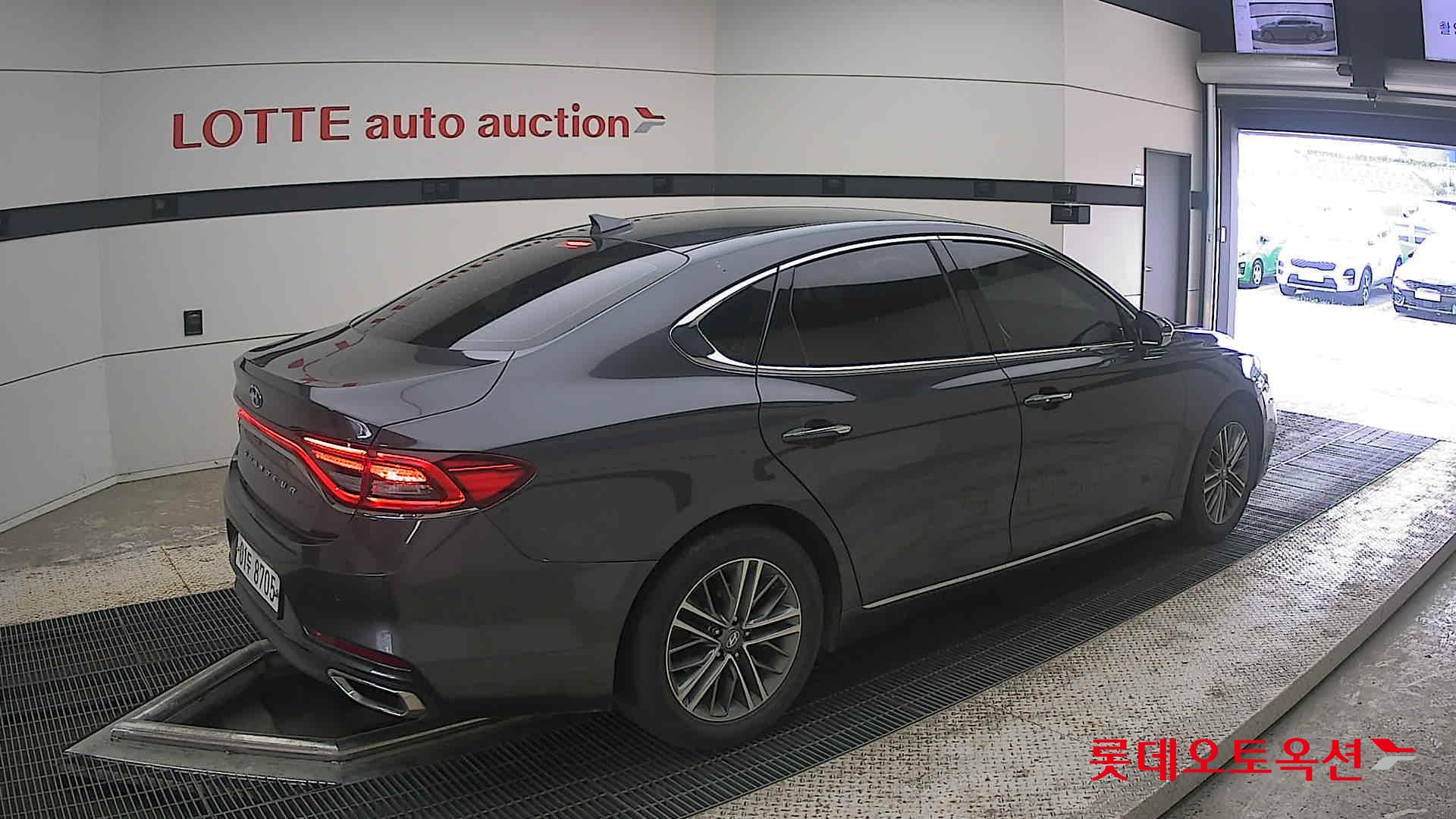 2019 - hyundai grandeur