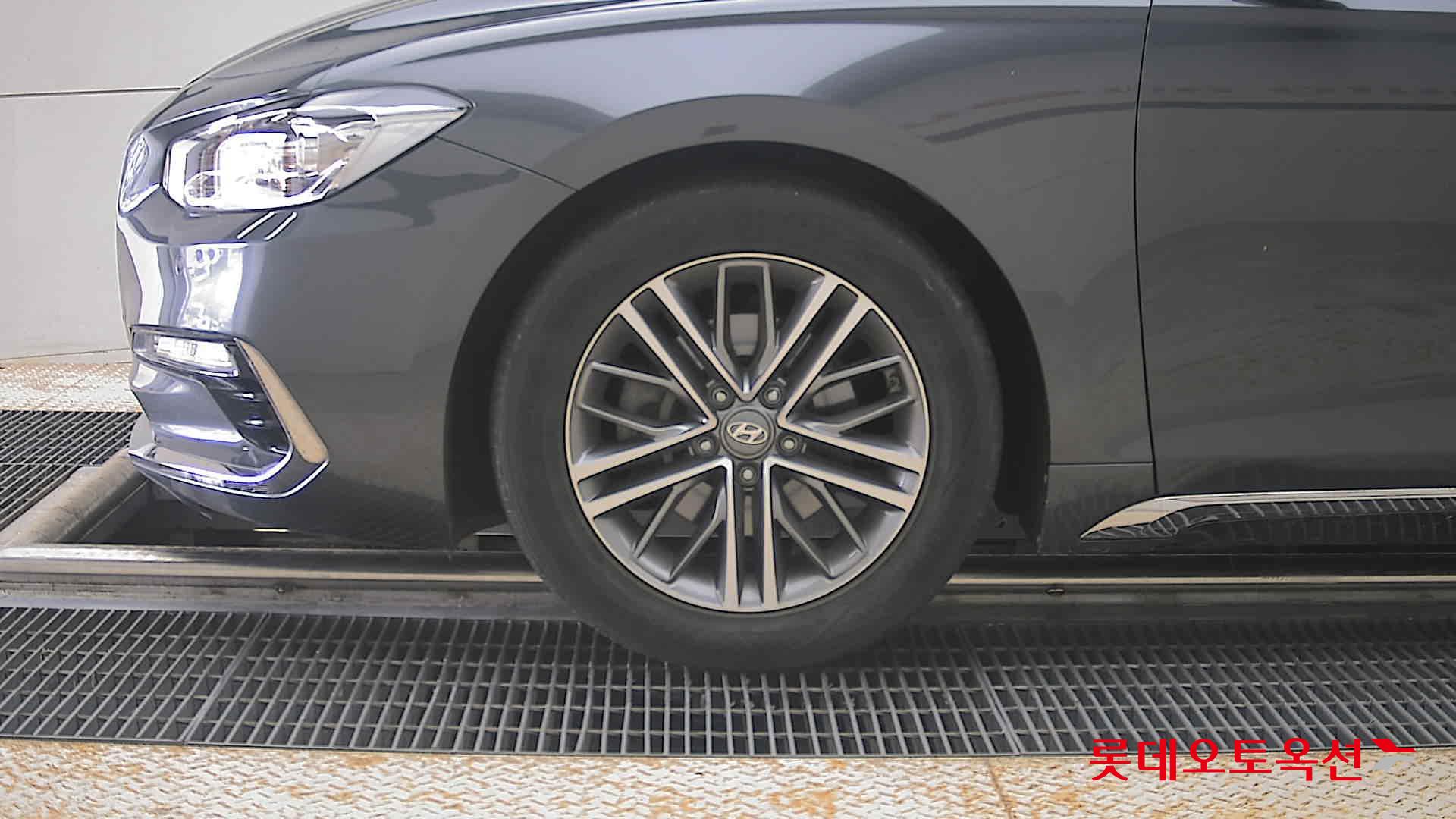 2019 - hyundai grandeur