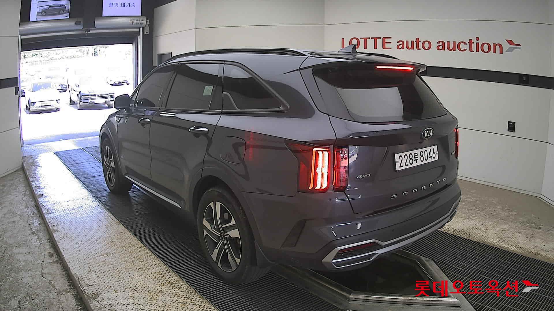 Kia Sorento - 4