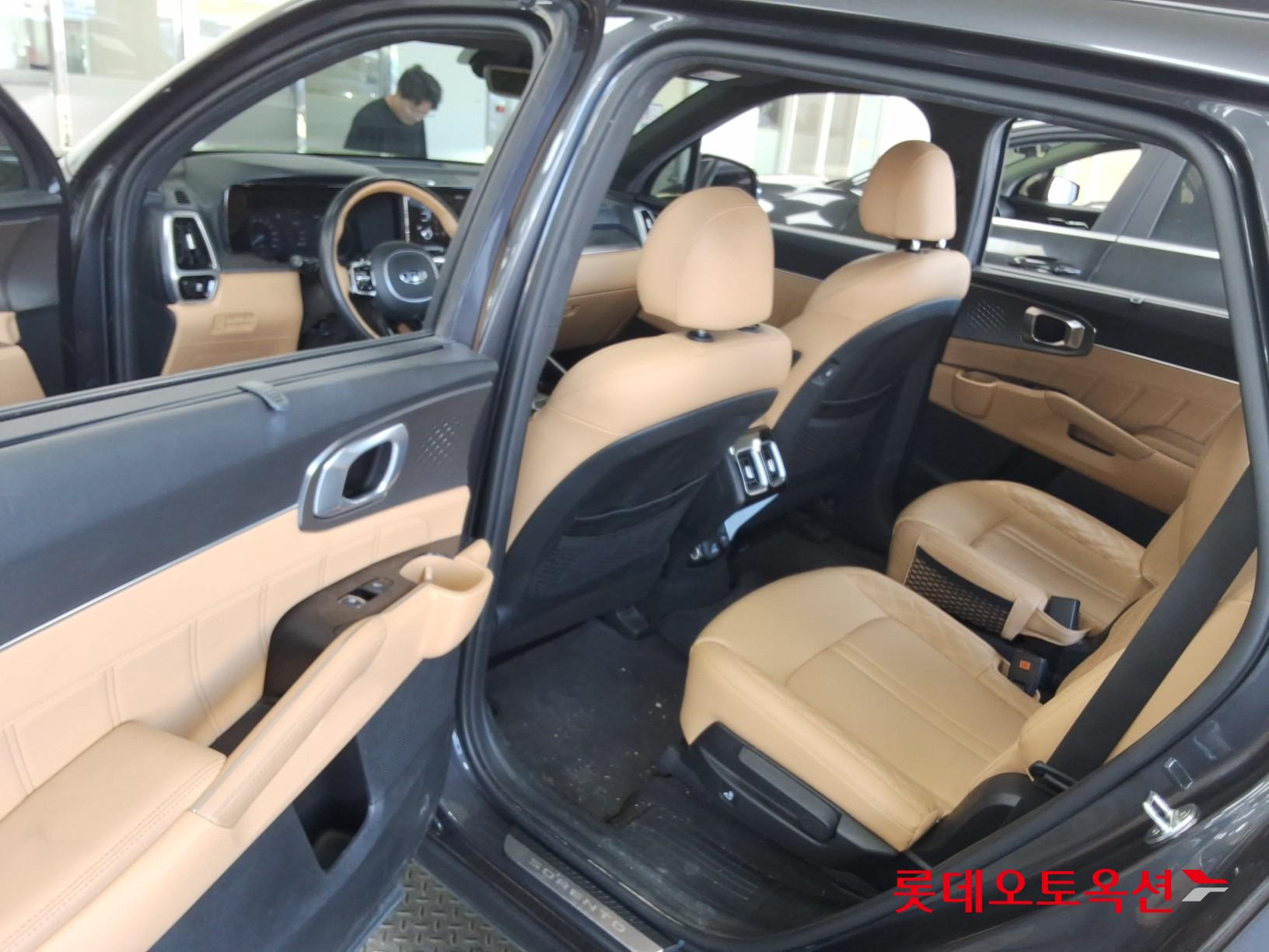 Kia Sorento - 37