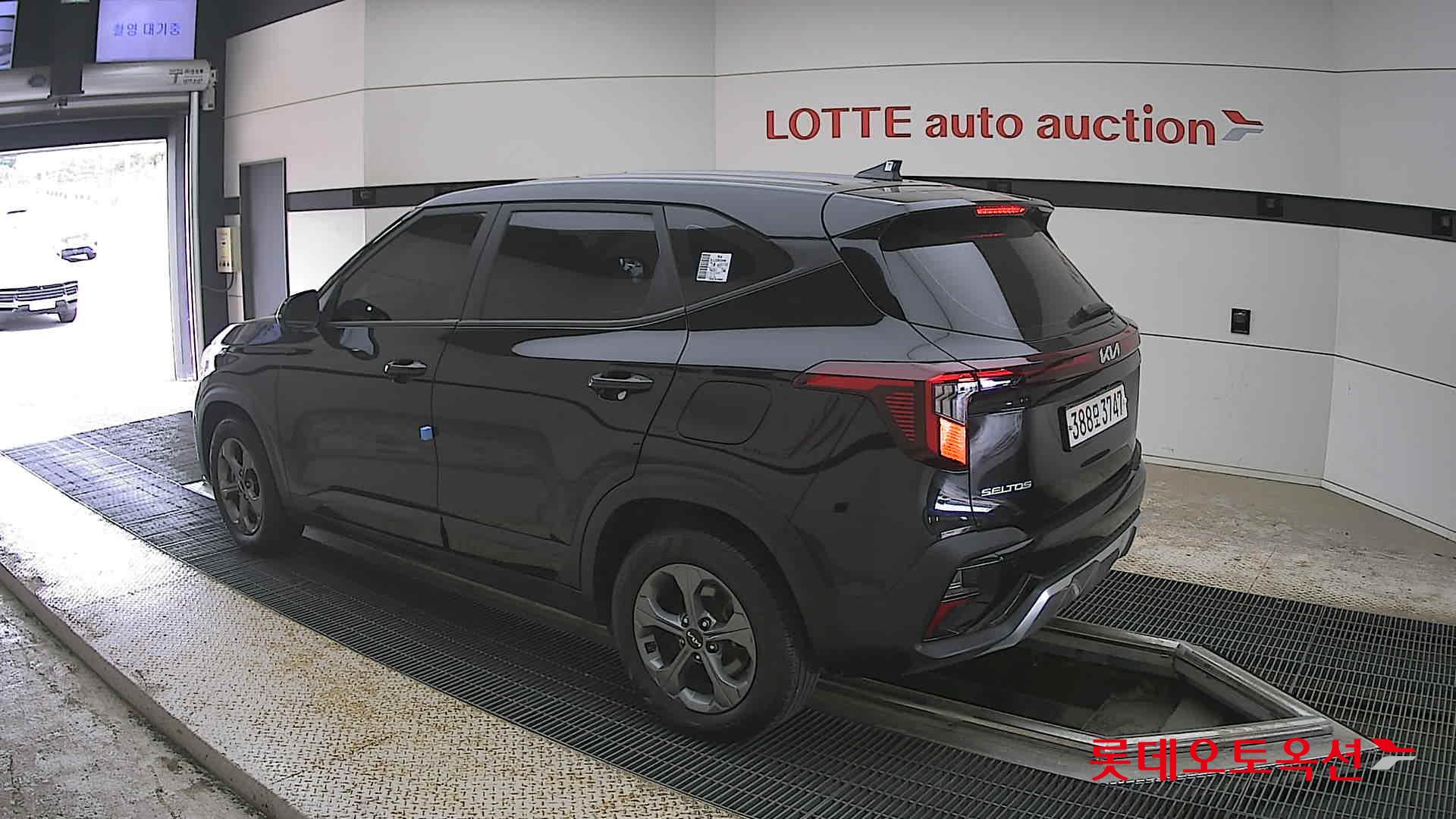 Kia Seltos - 15