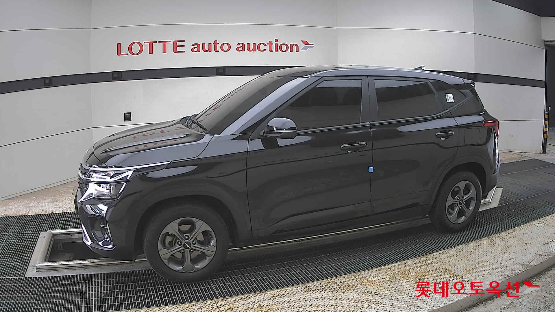 Kia Seltos - 12