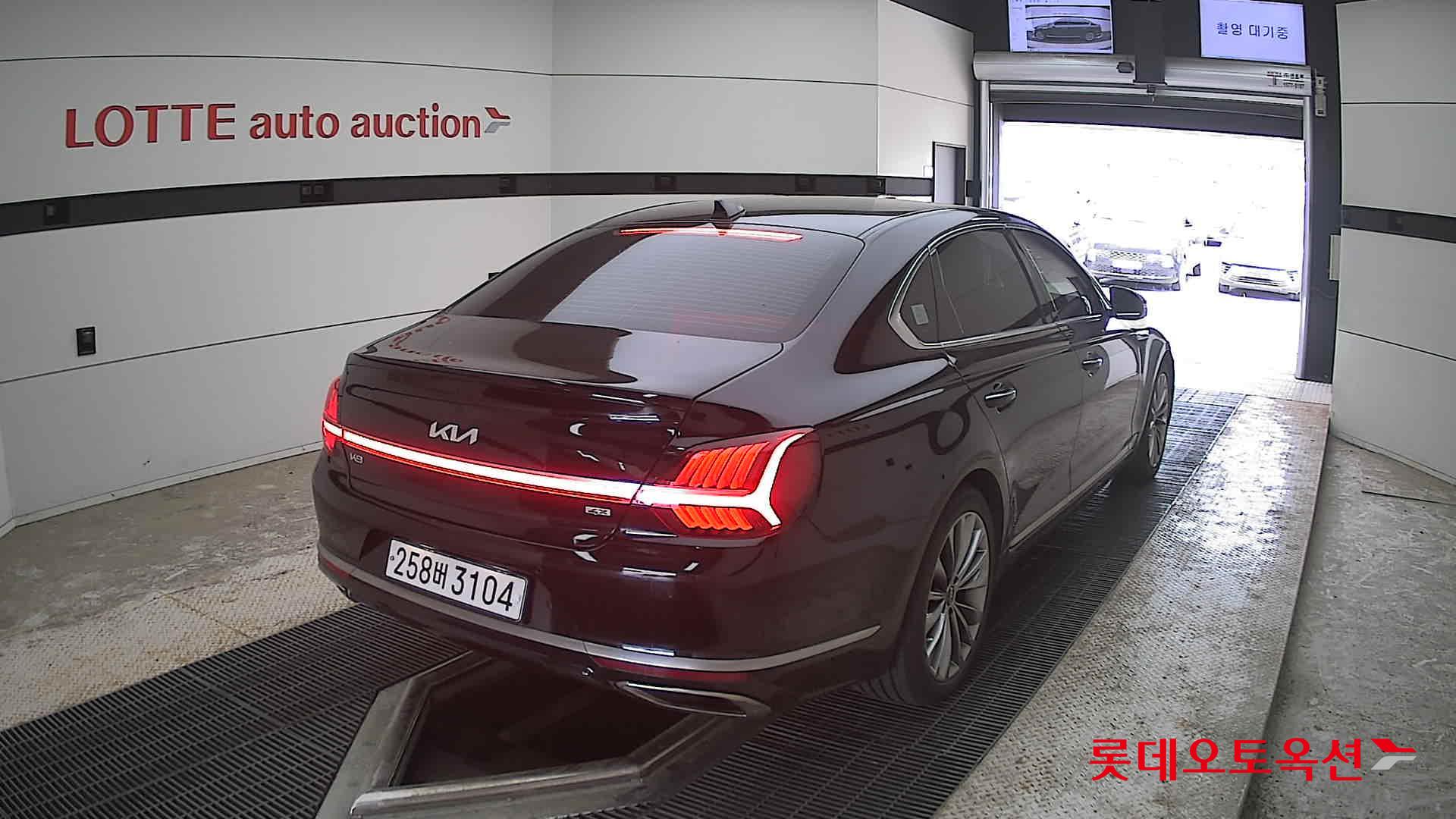 Kia K9 - 18