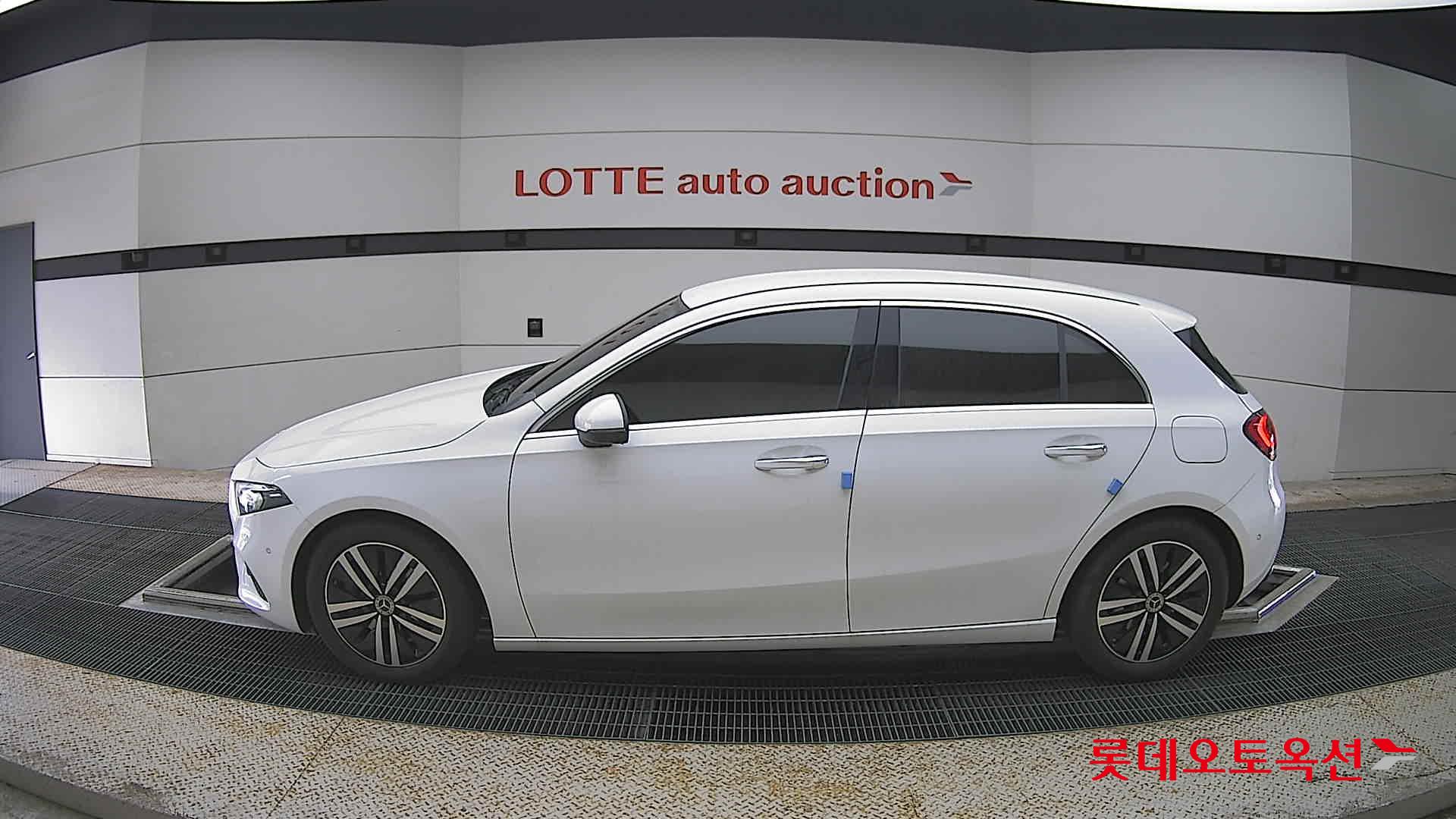 Mercedes-Benz Other - 13