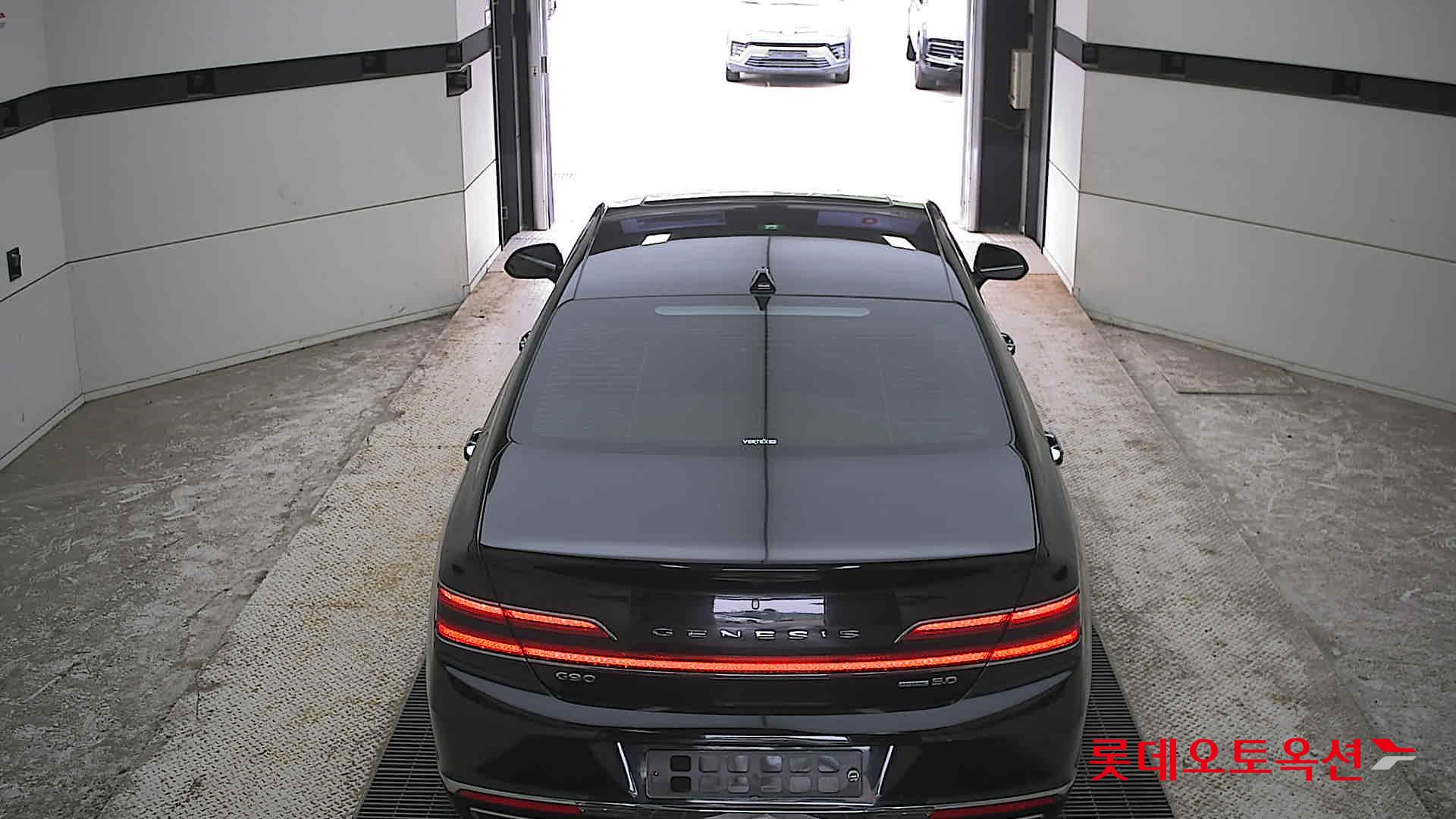 Genesis G90 - 17